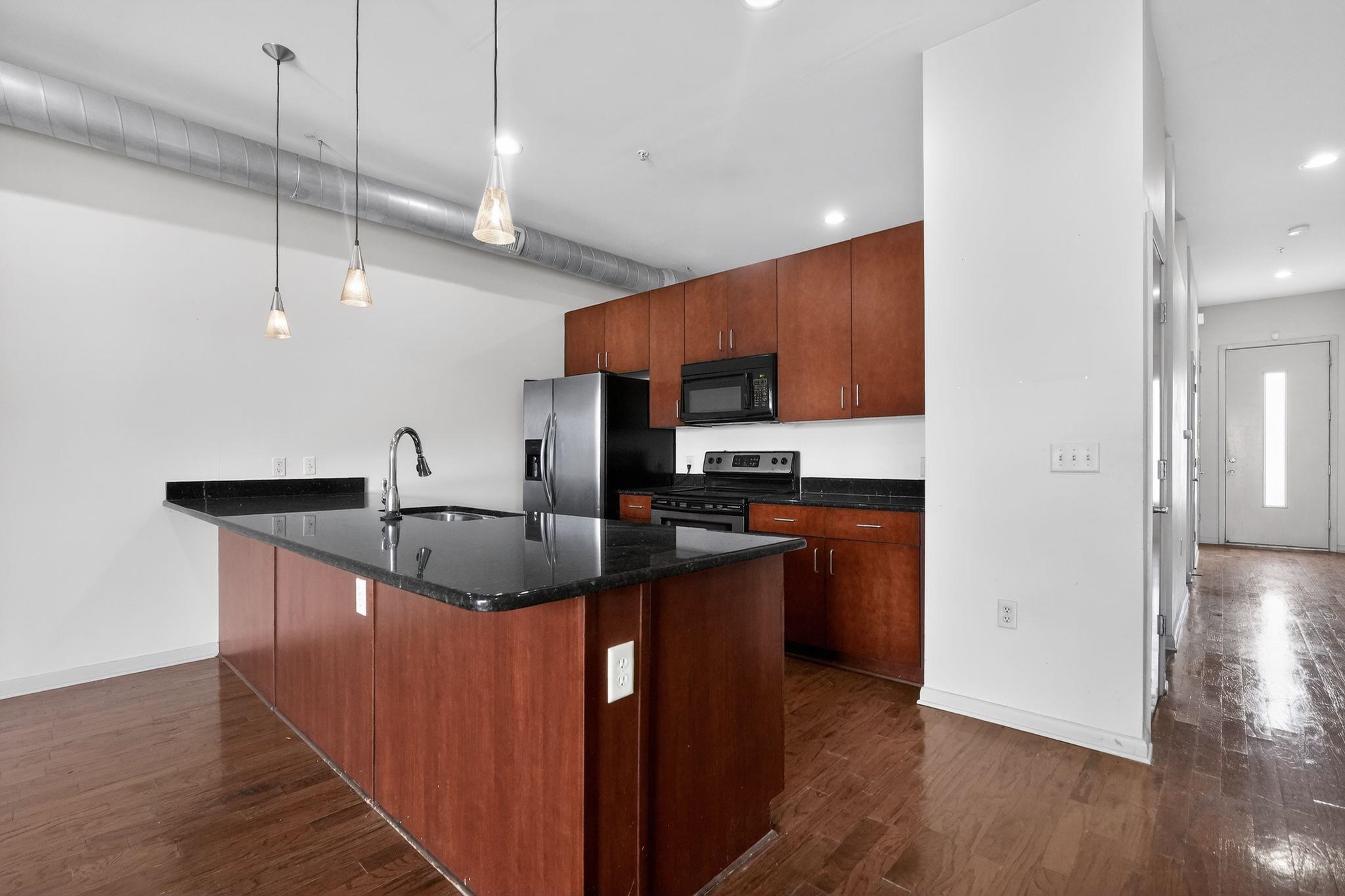 437 Monroe Ave 111 Property Photo 21