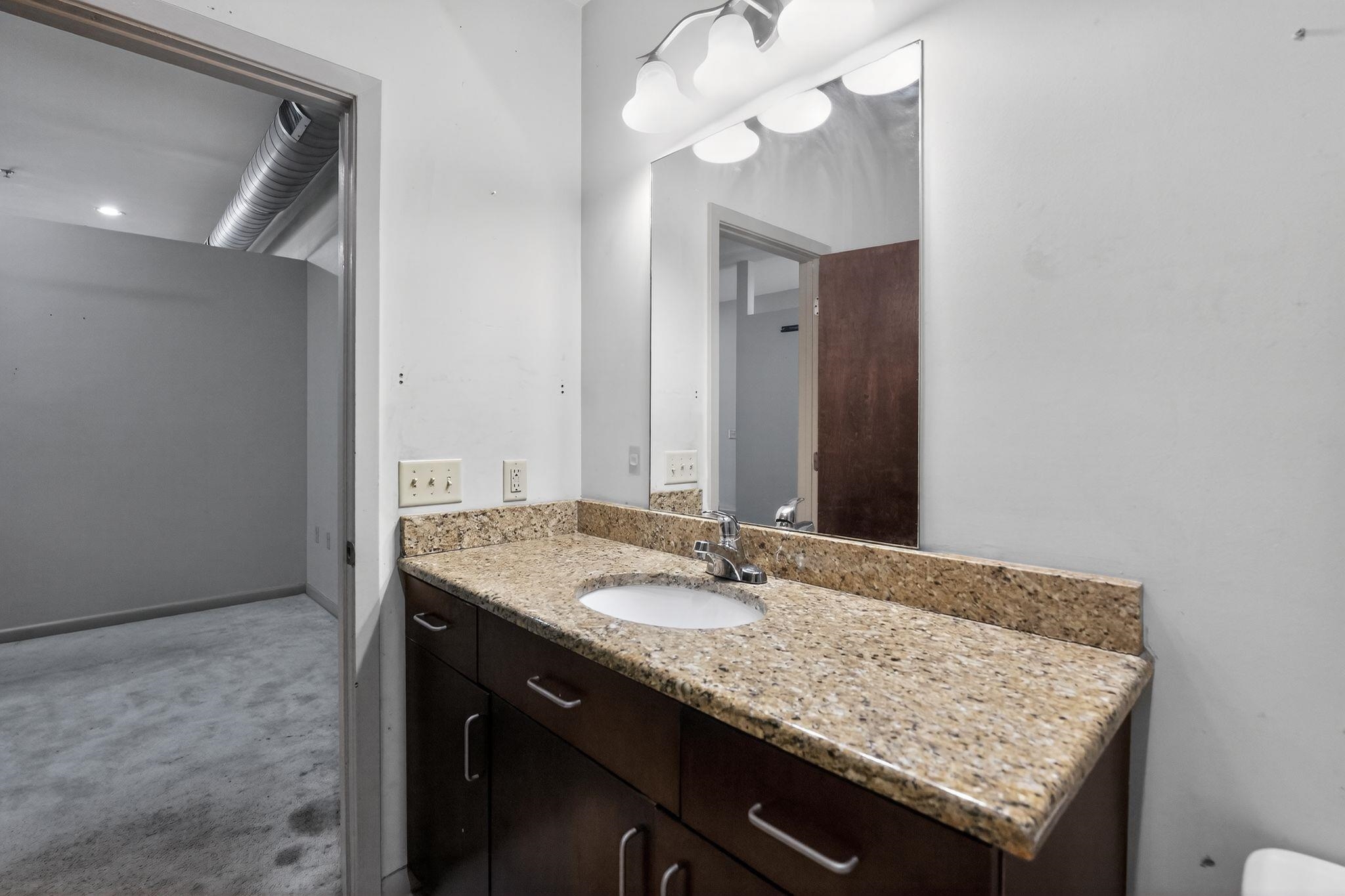 437 Monroe Ave 111 Property Photo 28