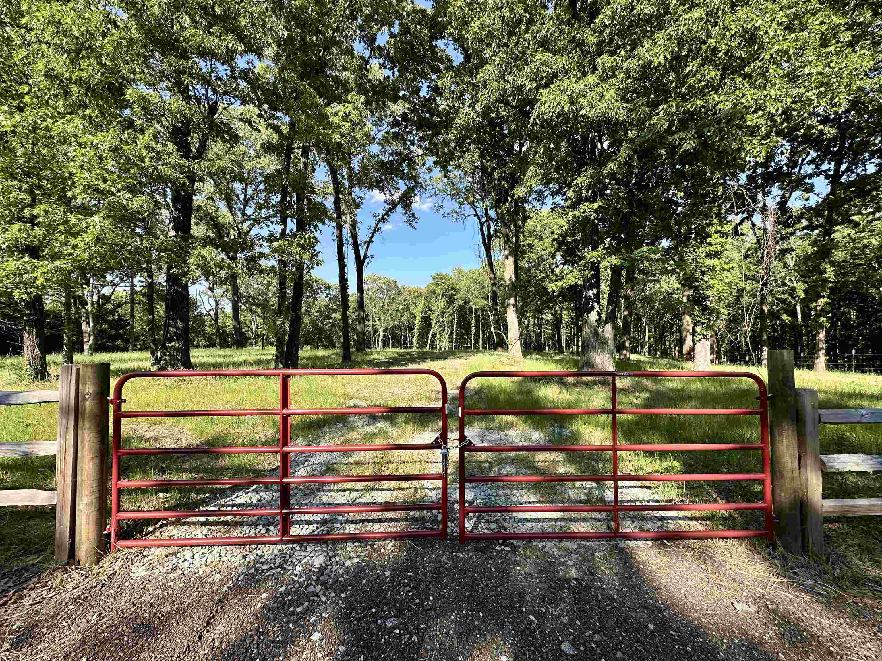 2 Dogwood Rd Property Photo 1