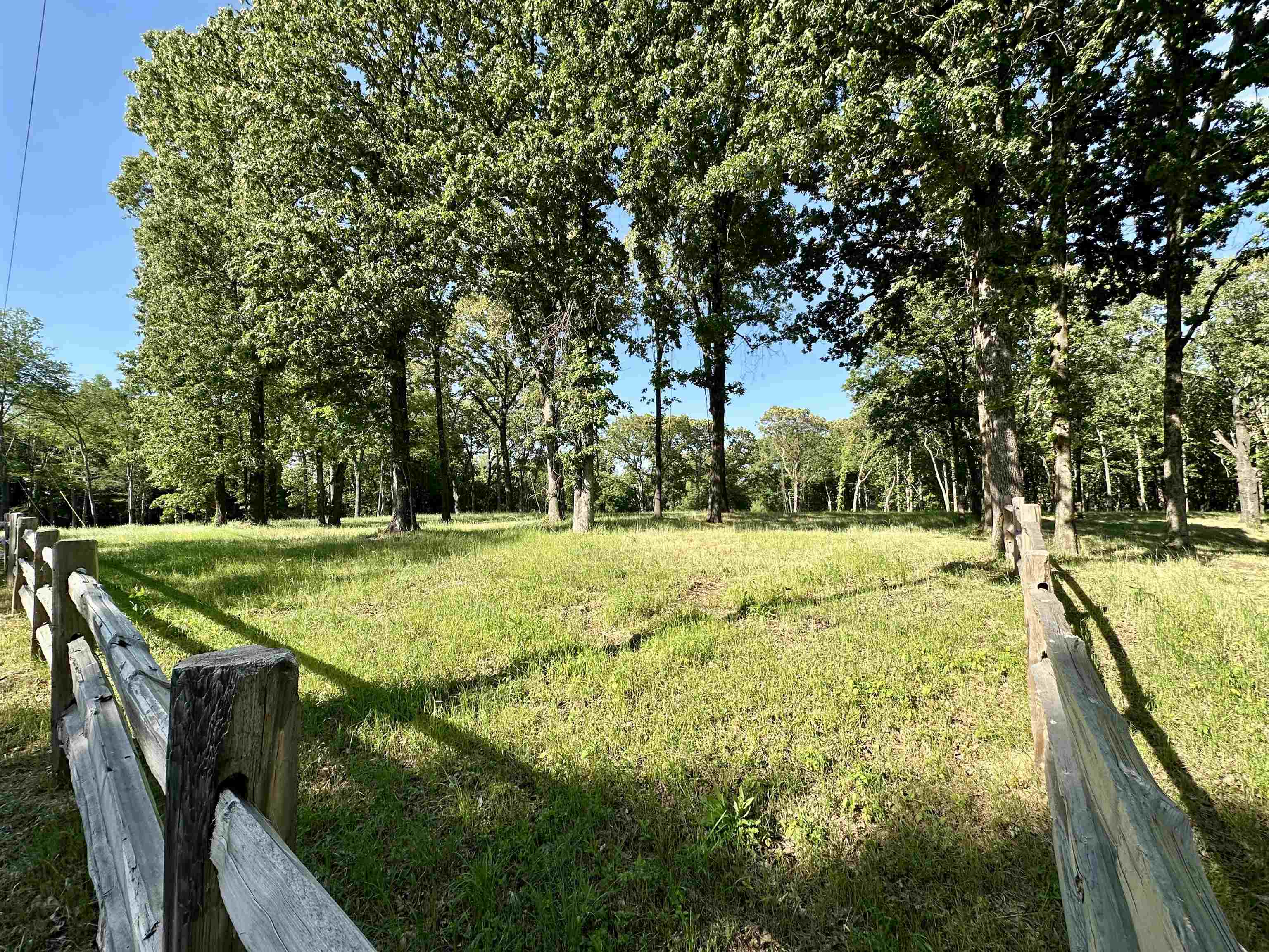 2 Dogwood Rd Property Photo 2