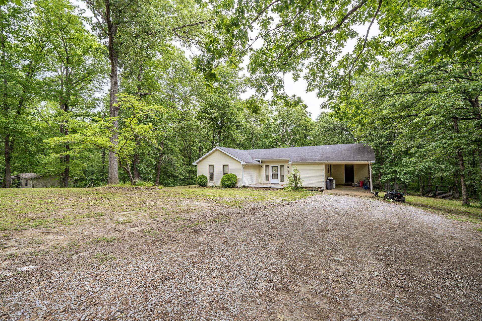 259 Oakview Dr Property Photo 1