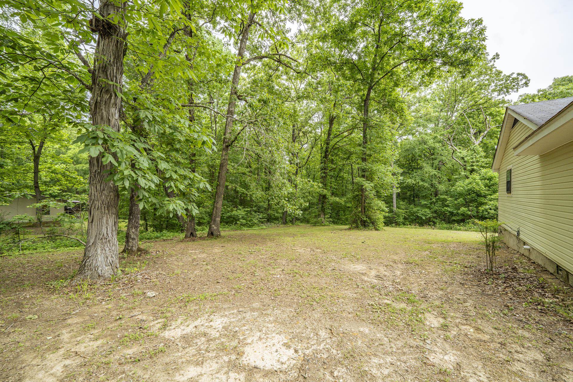 259 Oakview Dr Property Photo 24