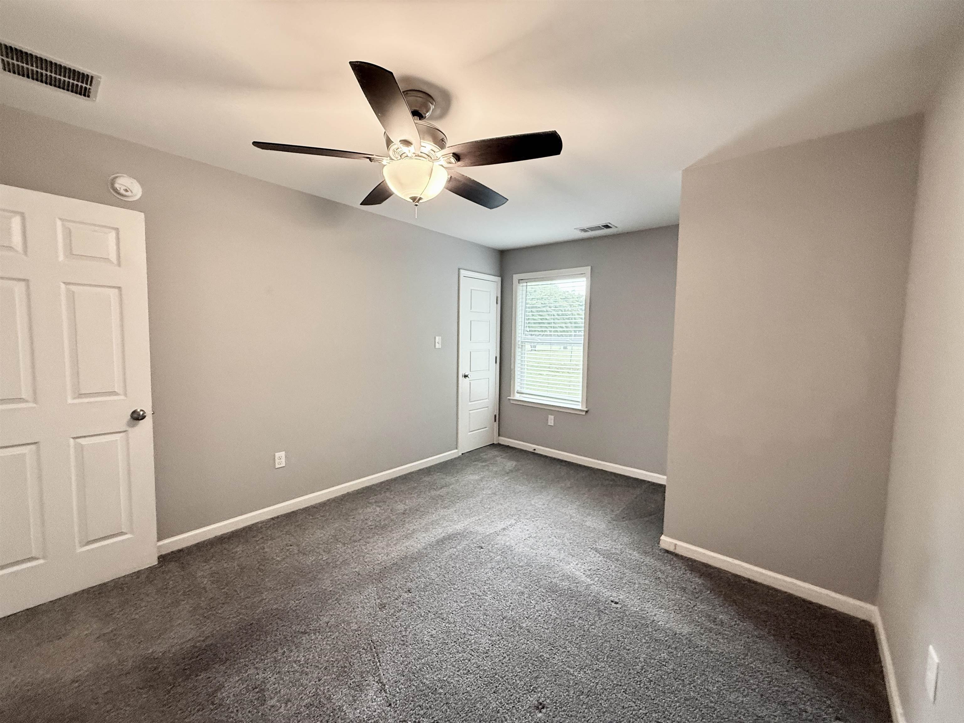 90 Squires Grove Dr Property Photo 26