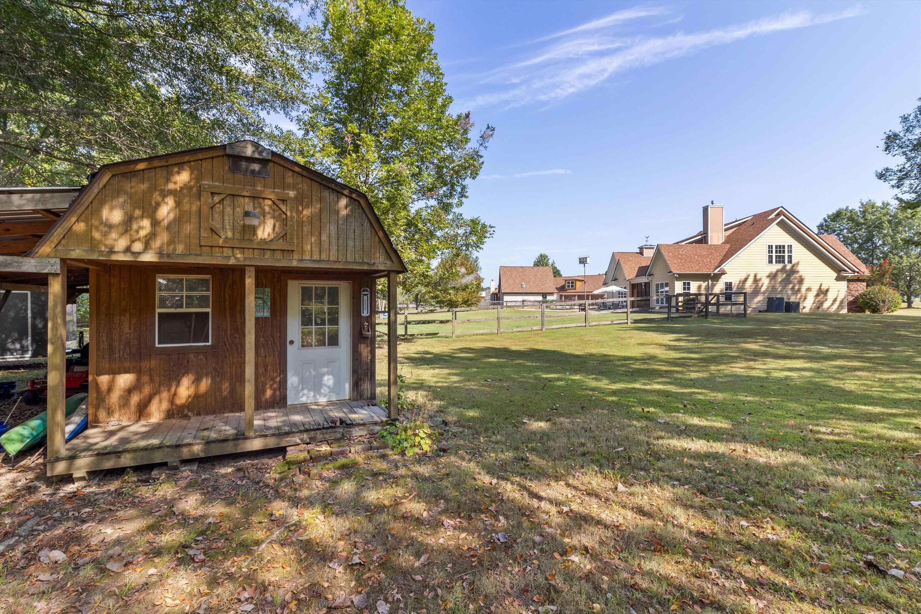 365 Crooked Creek Dr Property Photo 15