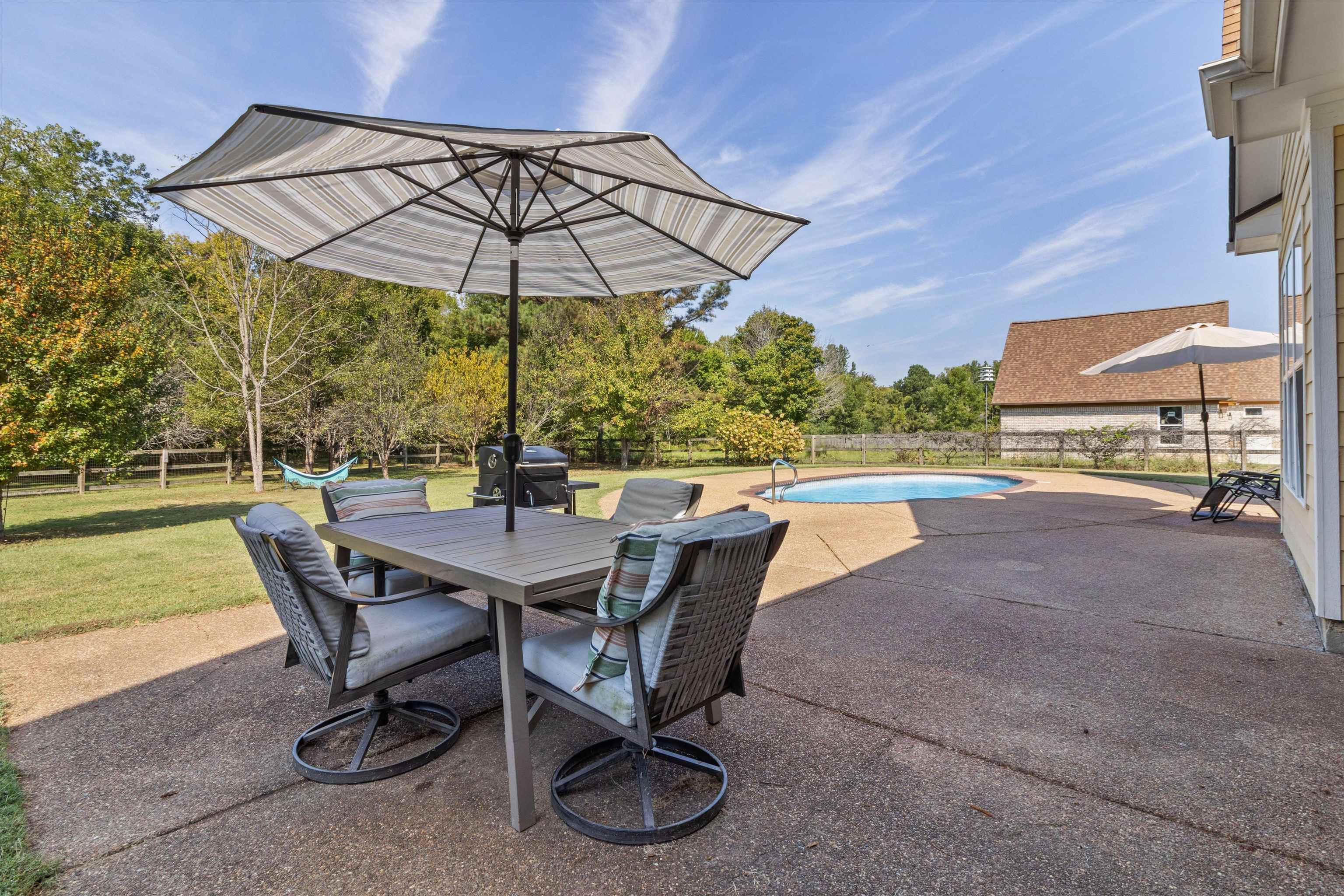 365 Crooked Creek Dr Property Photo 17