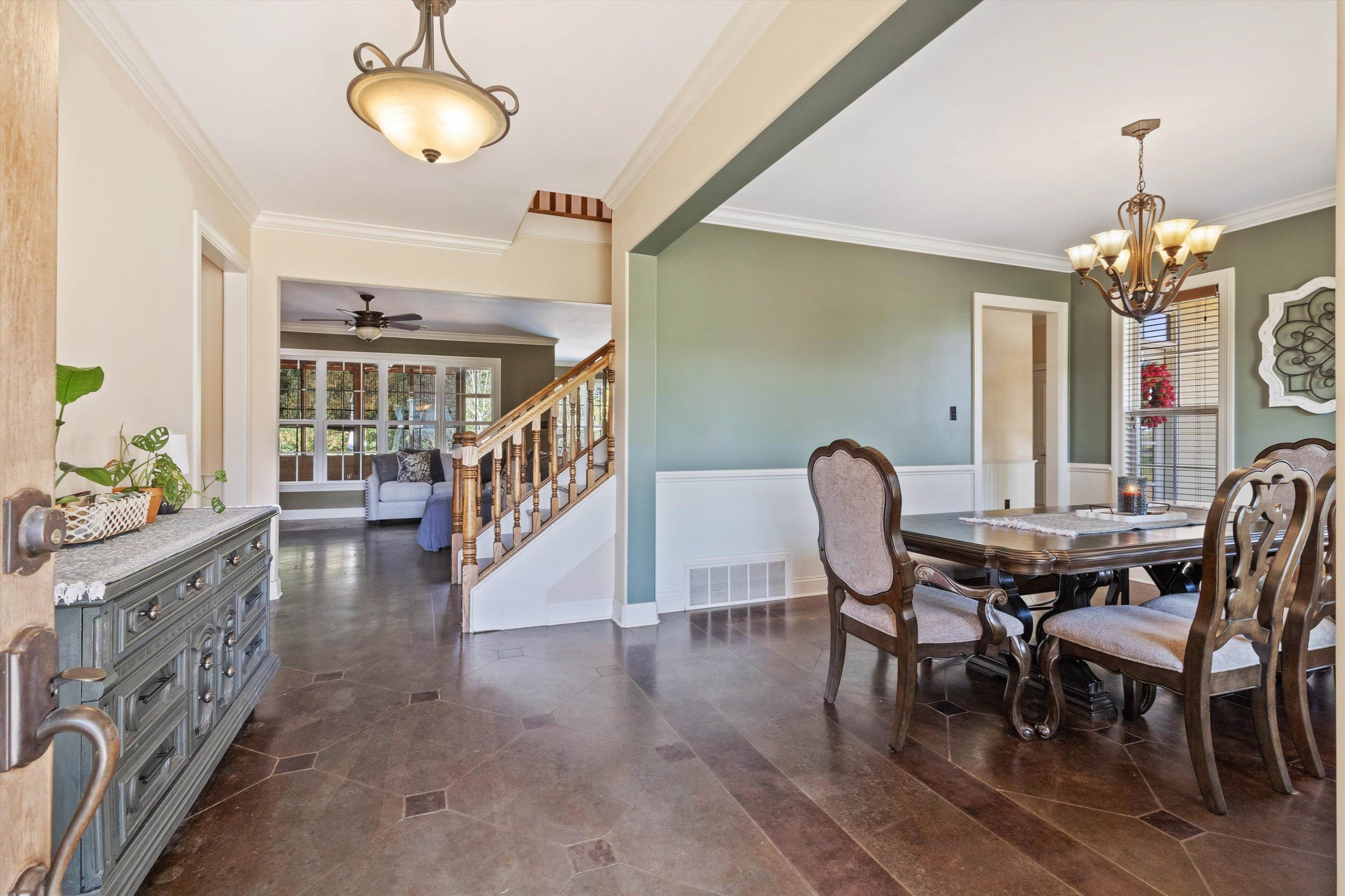 365 Crooked Creek Dr Property Photo 26
