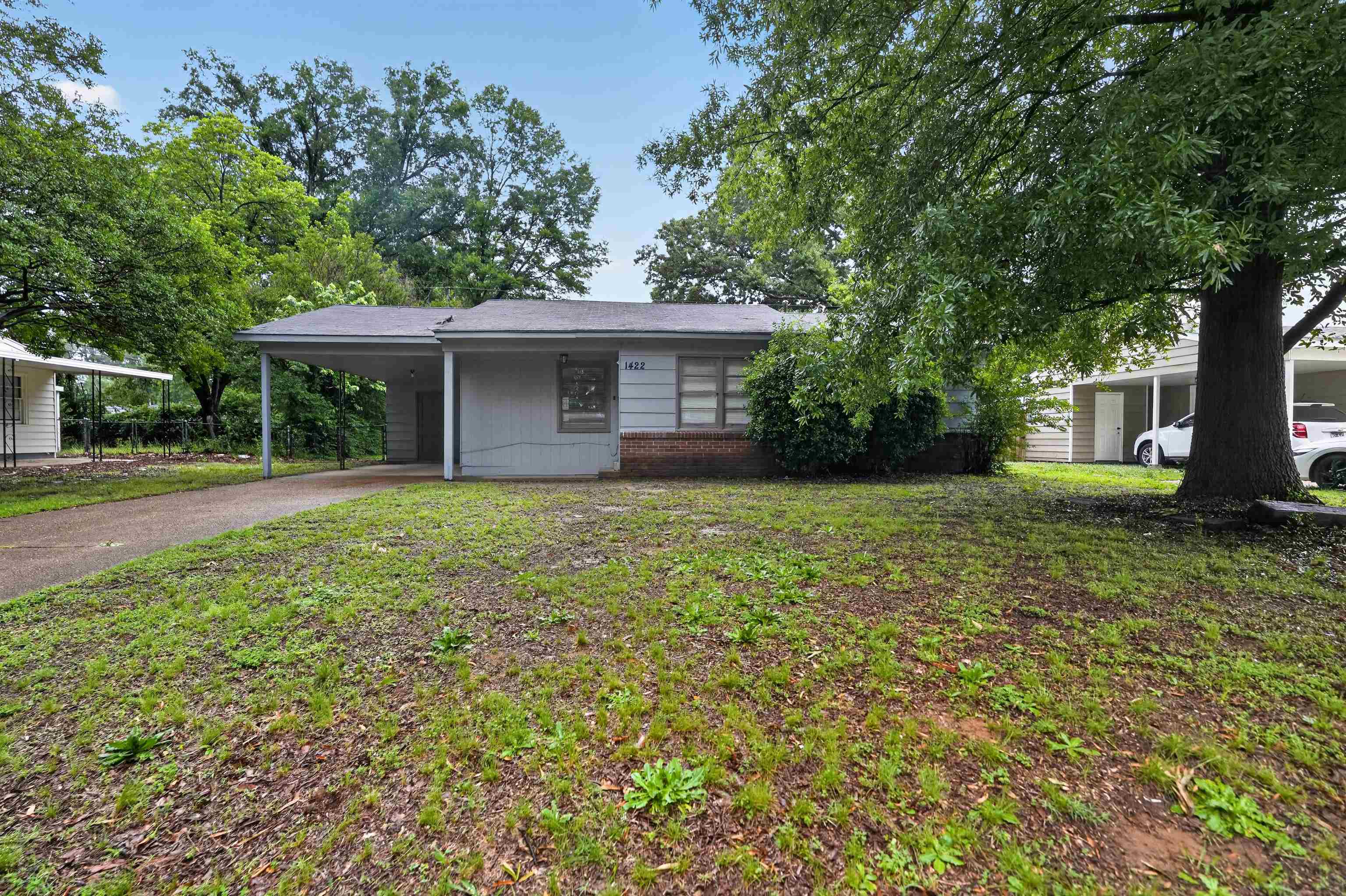 1422 Abernathy Rd Property Photo 1
