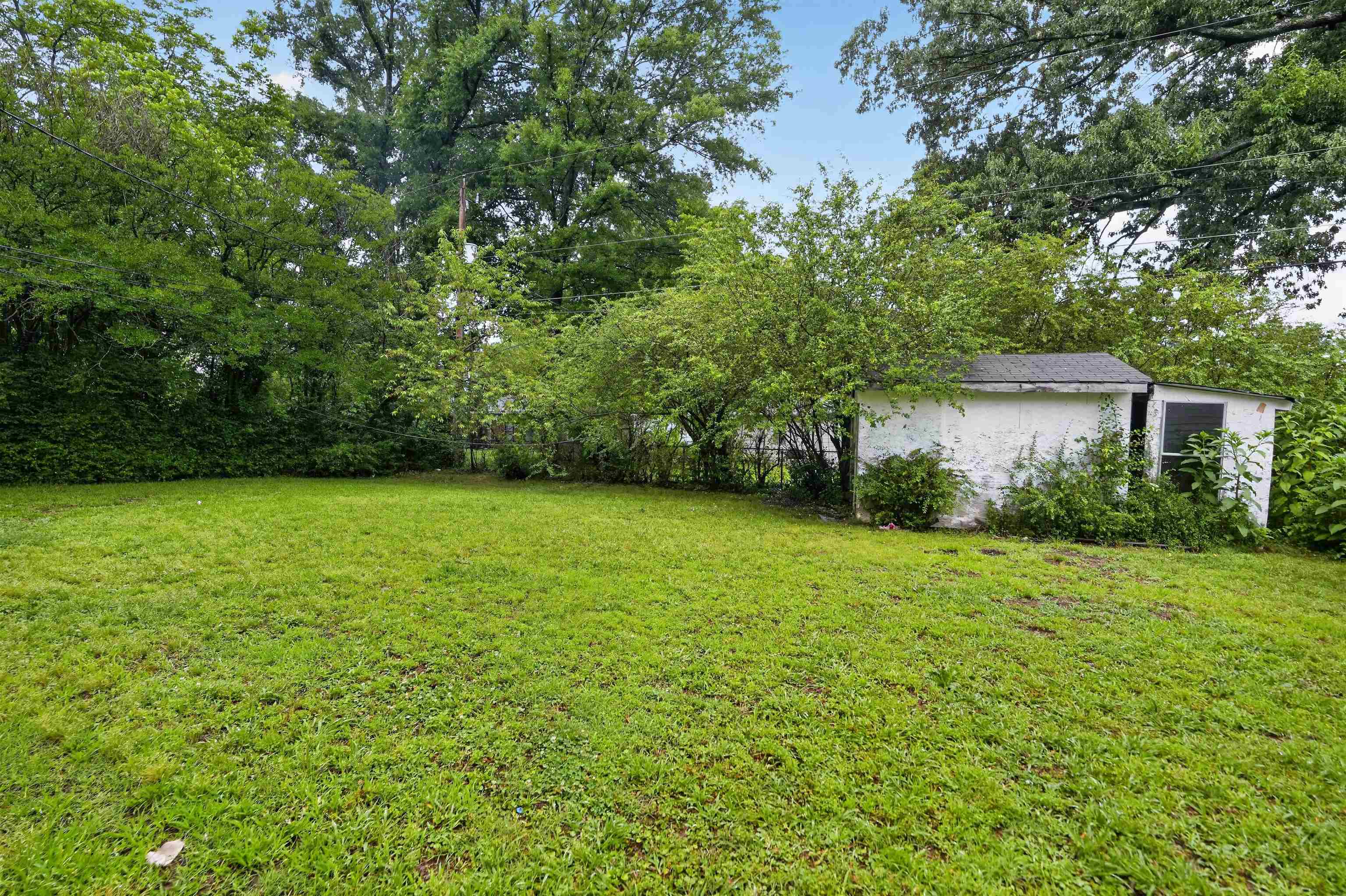 1422 Abernathy Rd Property Photo 3