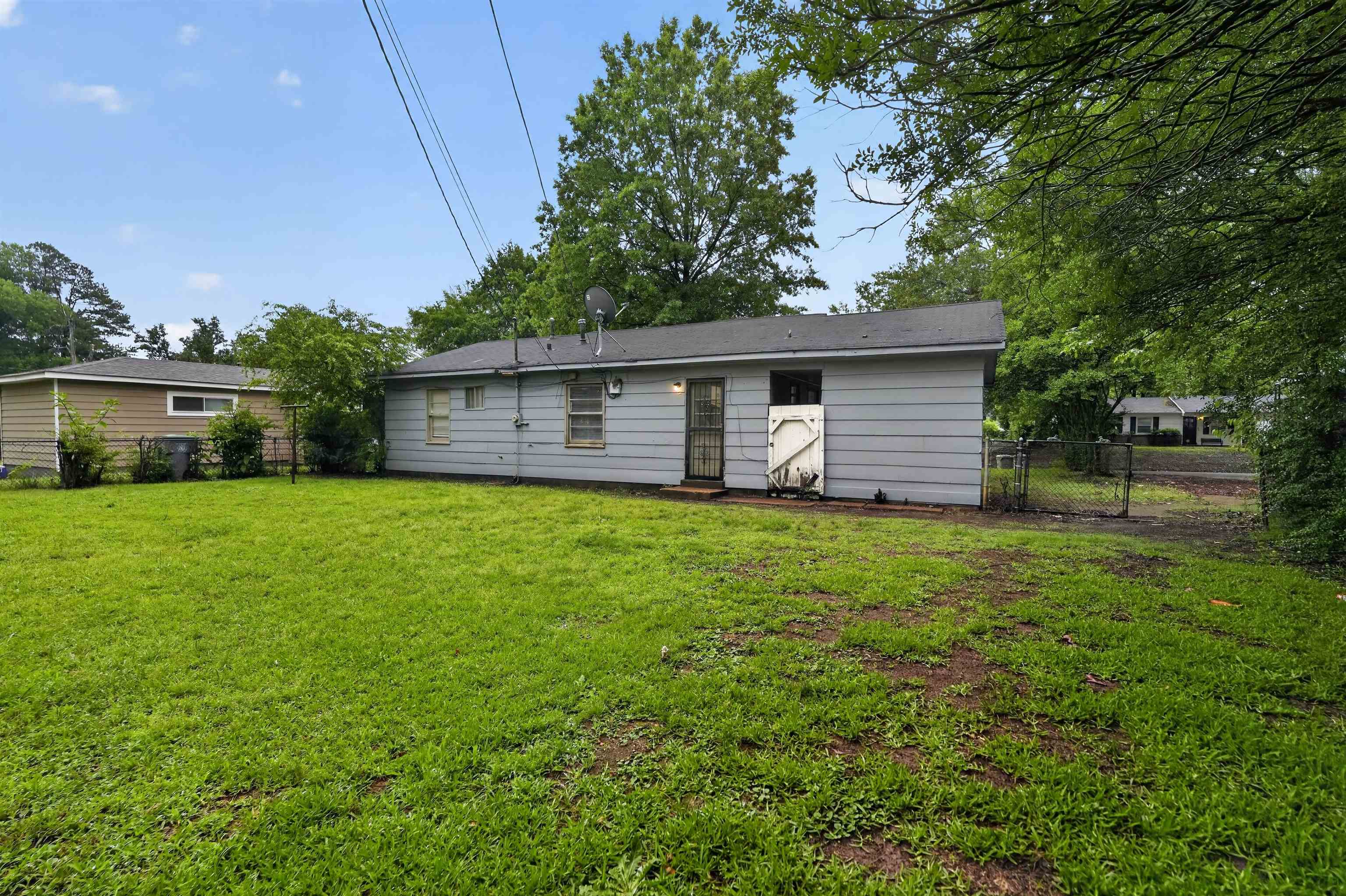 1422 Abernathy Rd Property Photo 7