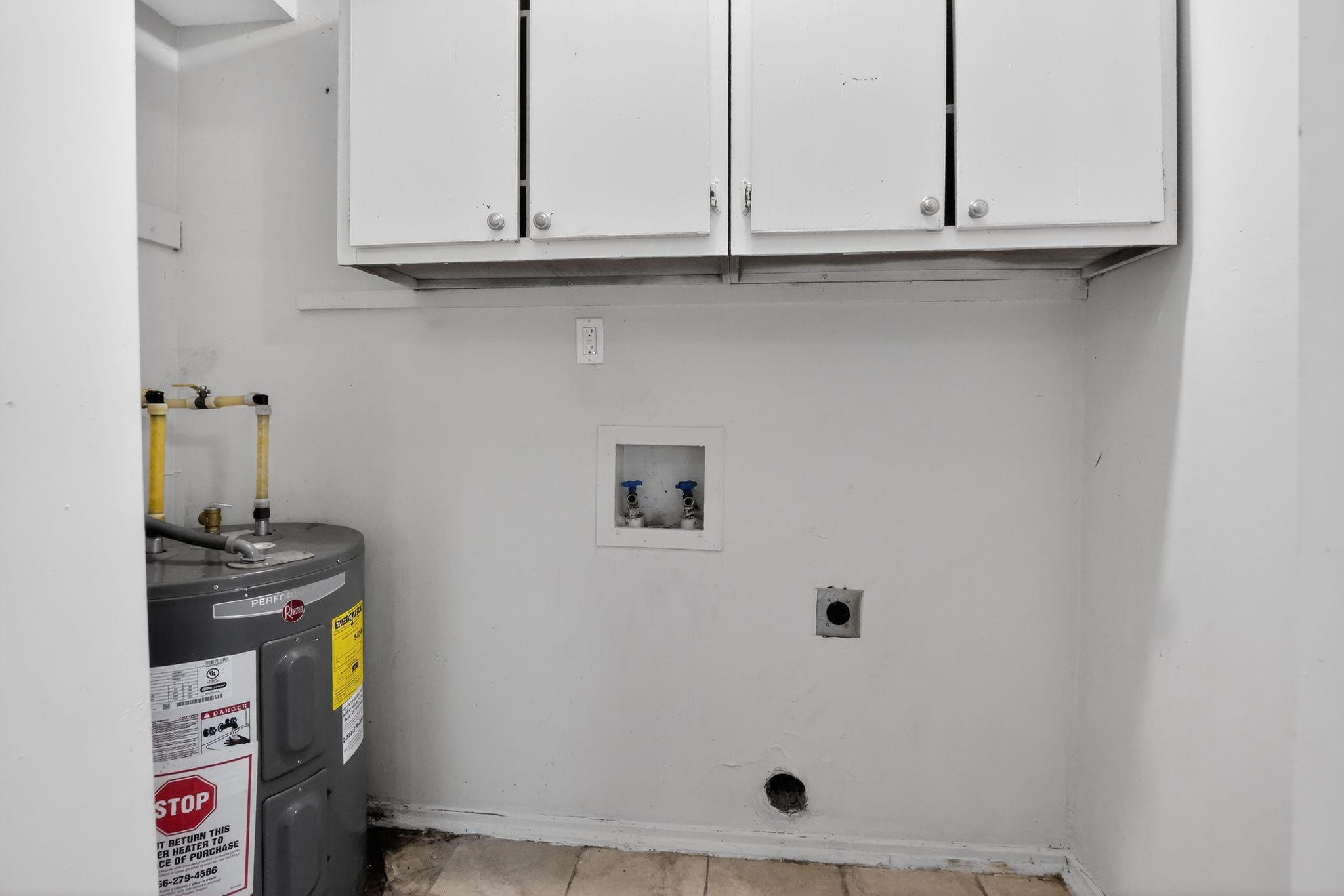 3843 Alex Cv Property Photo 20