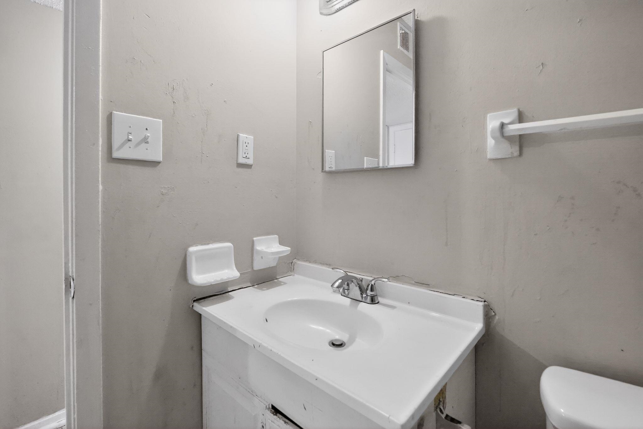 3843 Alex Cv Property Photo 25
