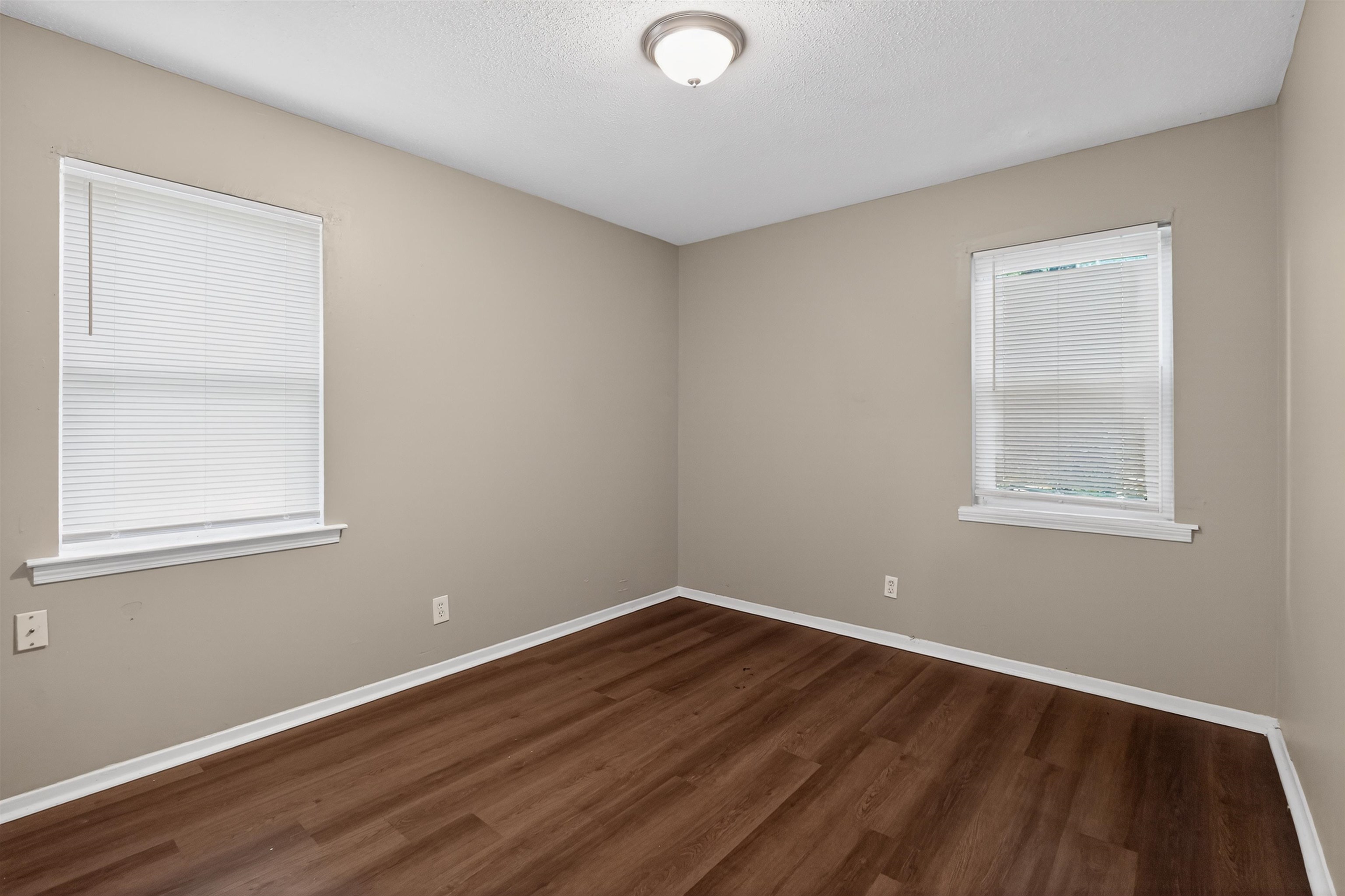 4324 Falcon Dr Property Photo 21