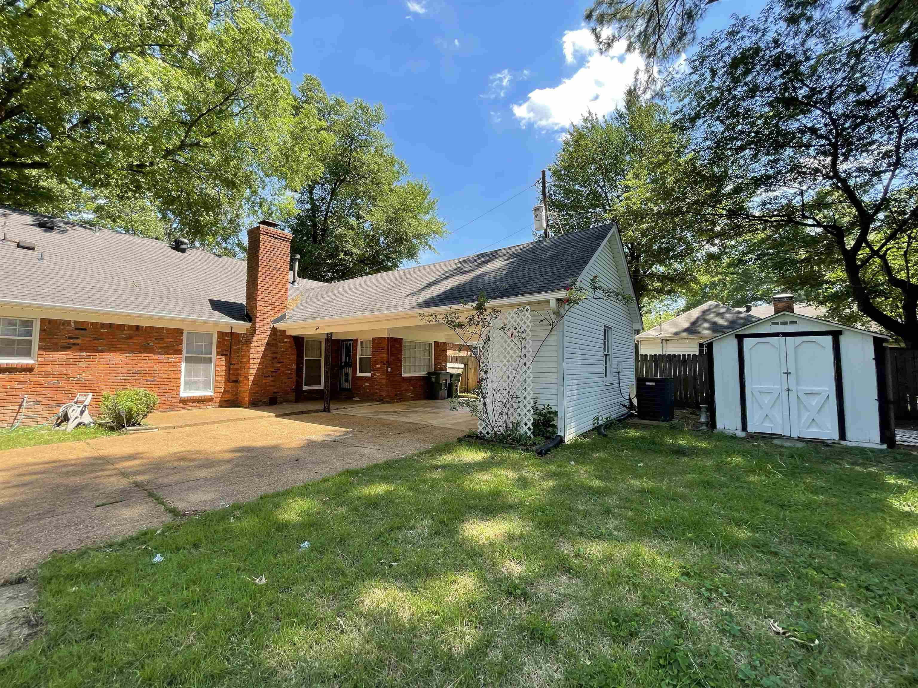 379 Mcelroy Rd Property Photo 2