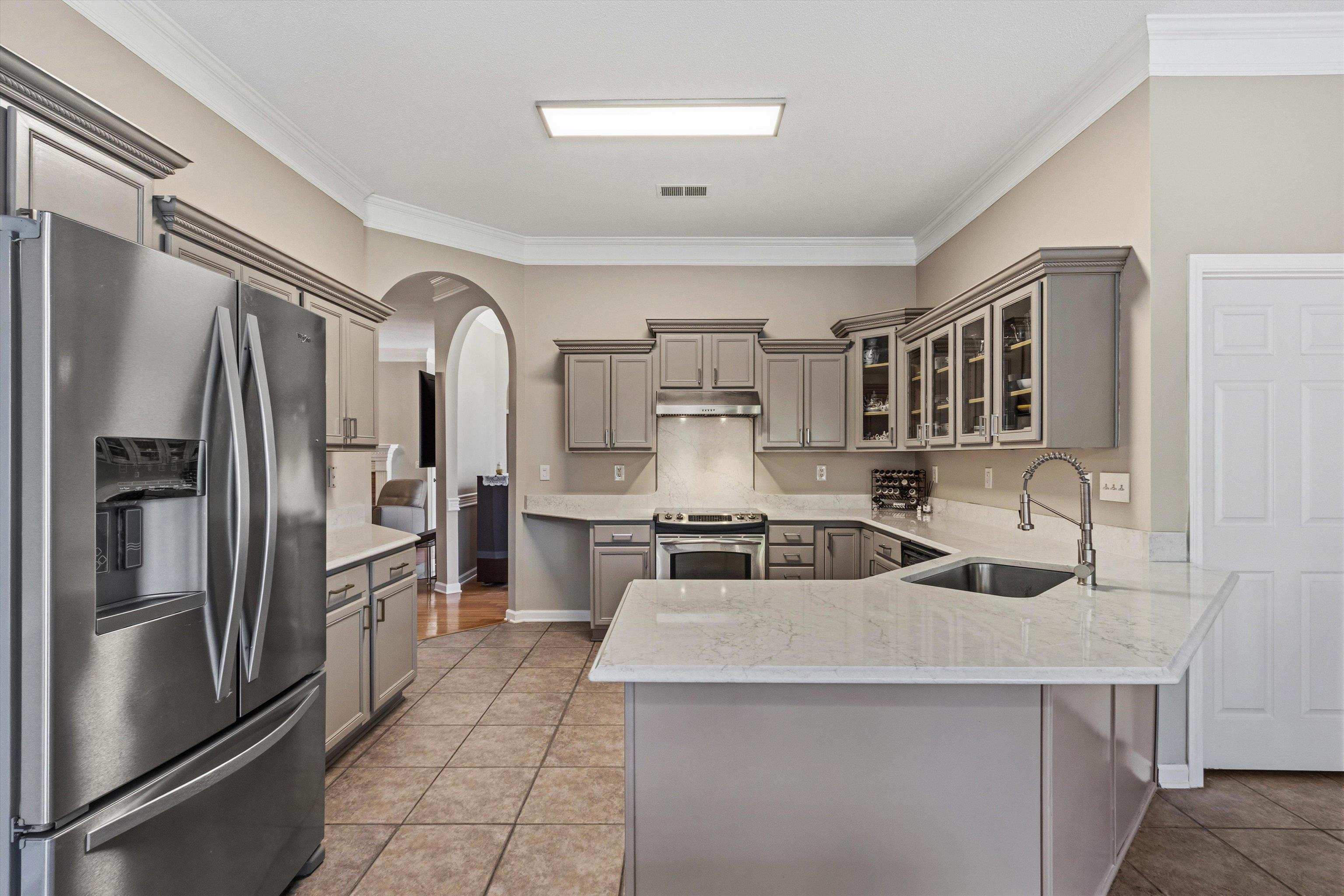 10475 Juneau Way Property Photo 5