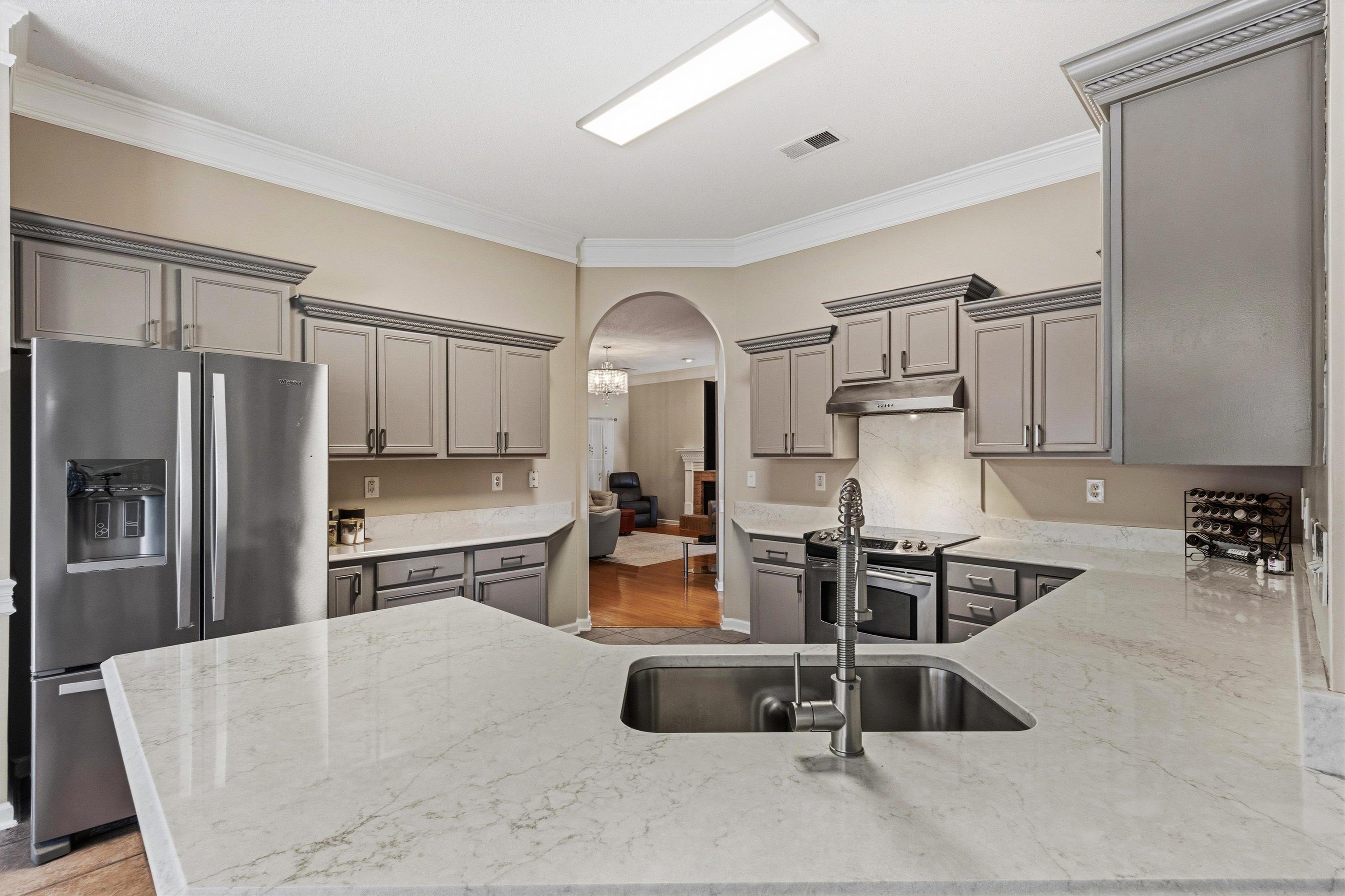 10475 Juneau Way Property Photo 6