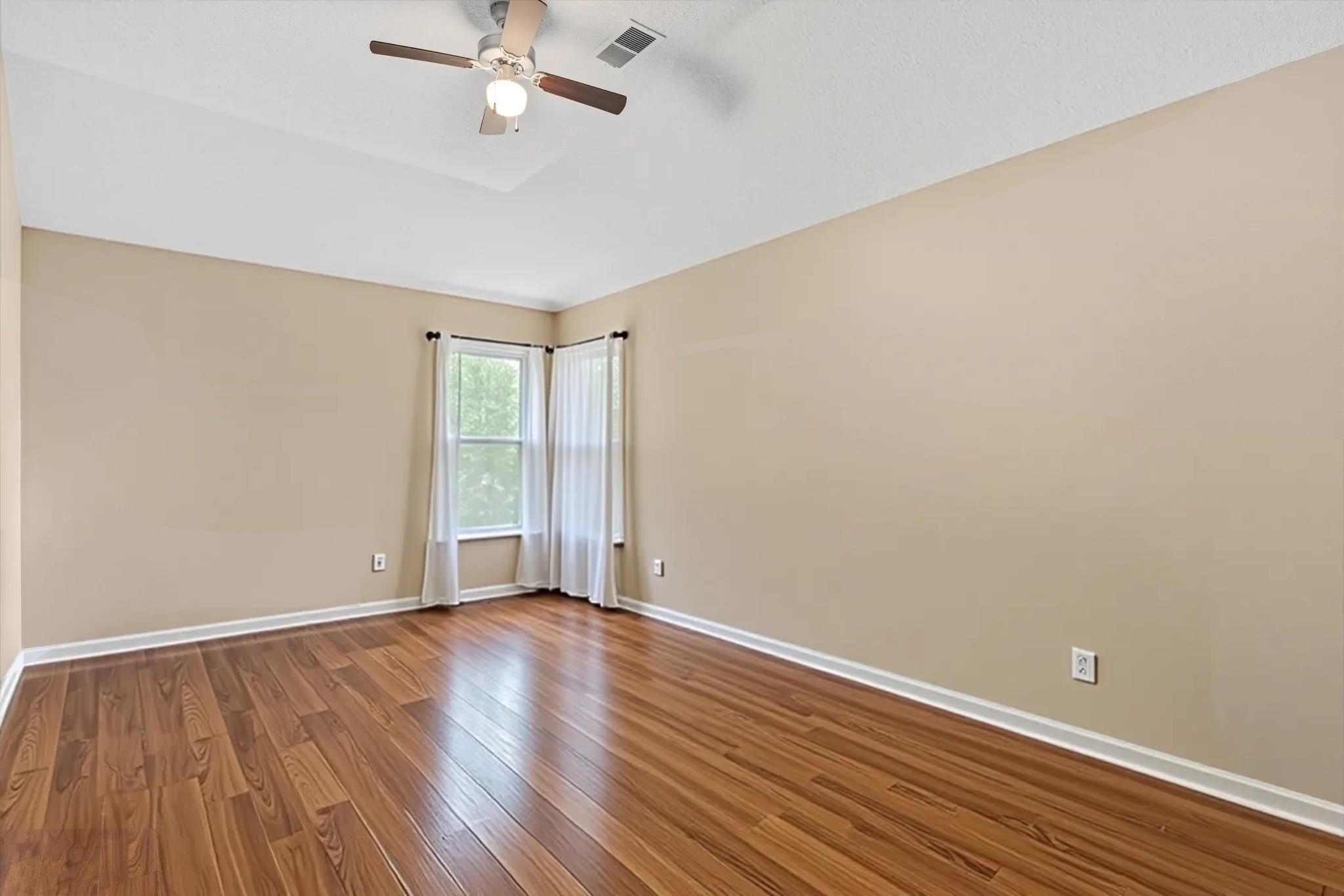 10475 Juneau Way Property Photo 20
