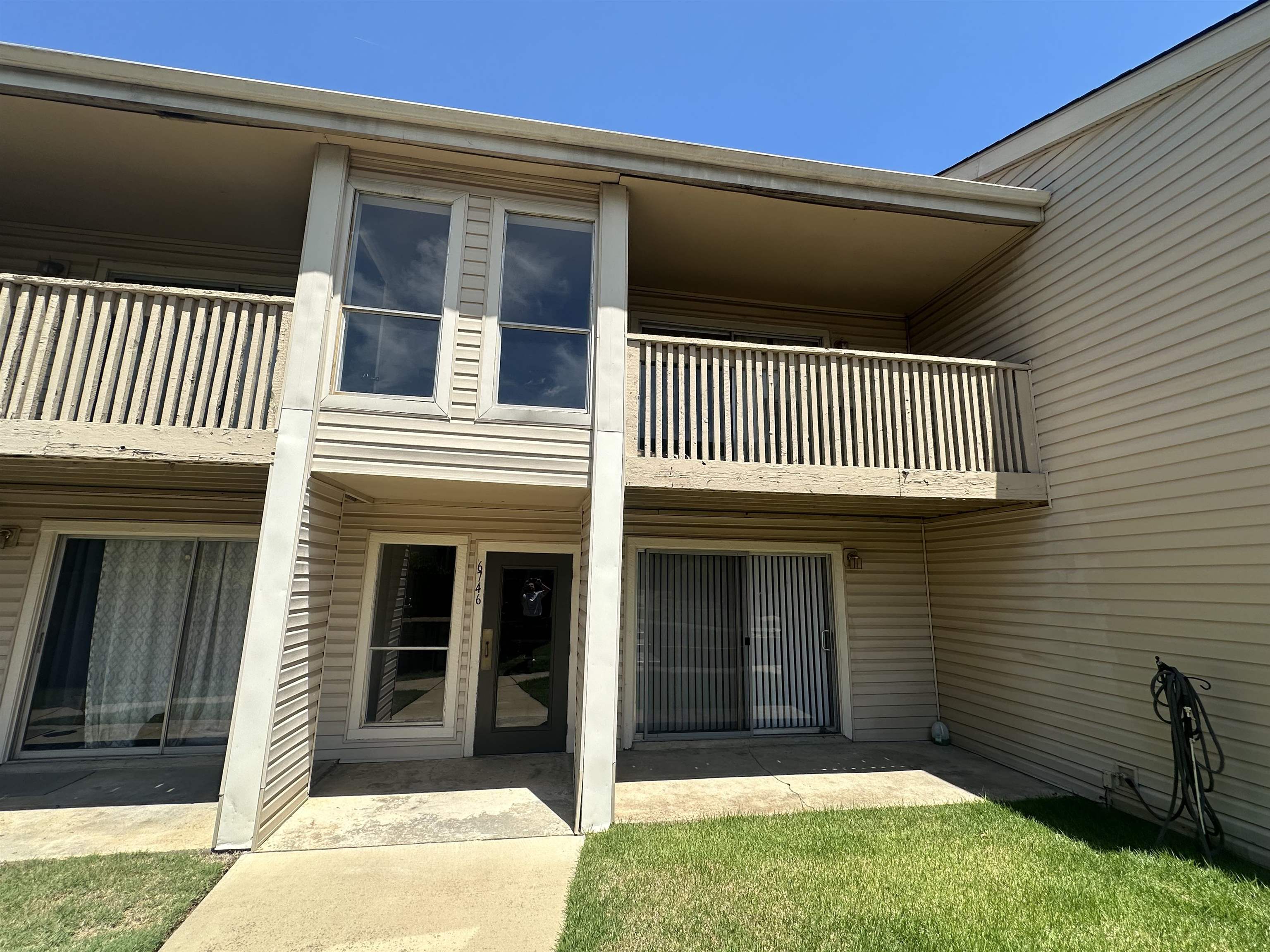 6746 QUAIL HOLLOW CT 3 Property Photo 1