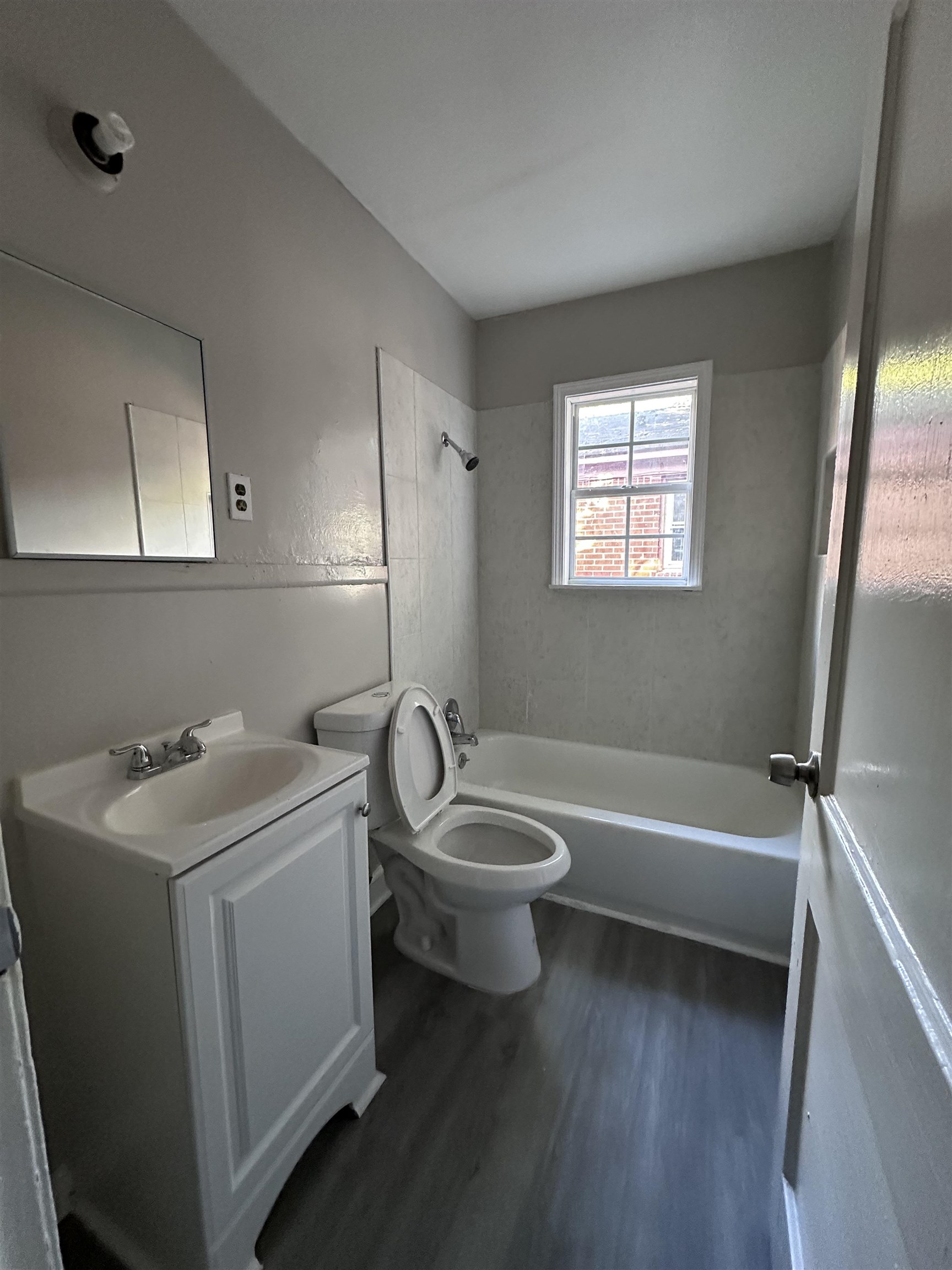 2295 Dexter Ave Property Photo 5