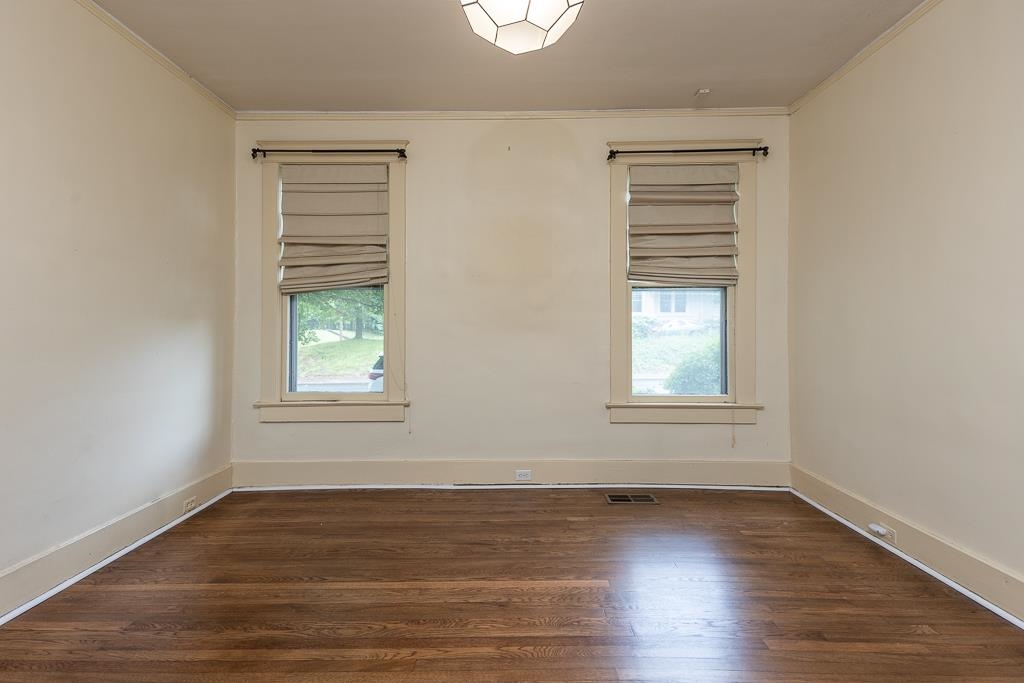 573 S Mclean Blvd Property Photo 12