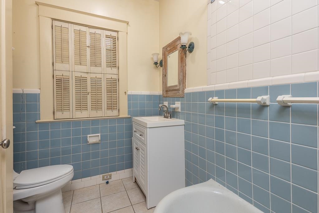 573 S Mclean Blvd Property Photo 13