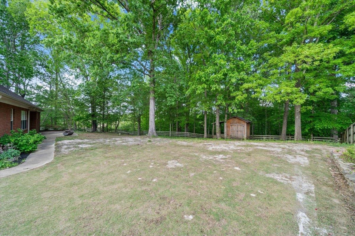 375 Leggett Dr Property Photo 25