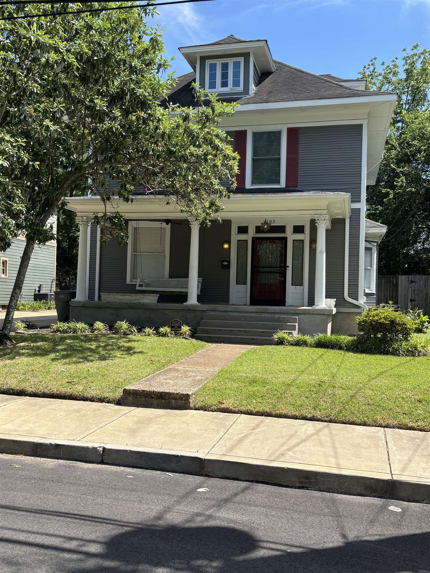 2183 Harbert Ave Property Photo 2