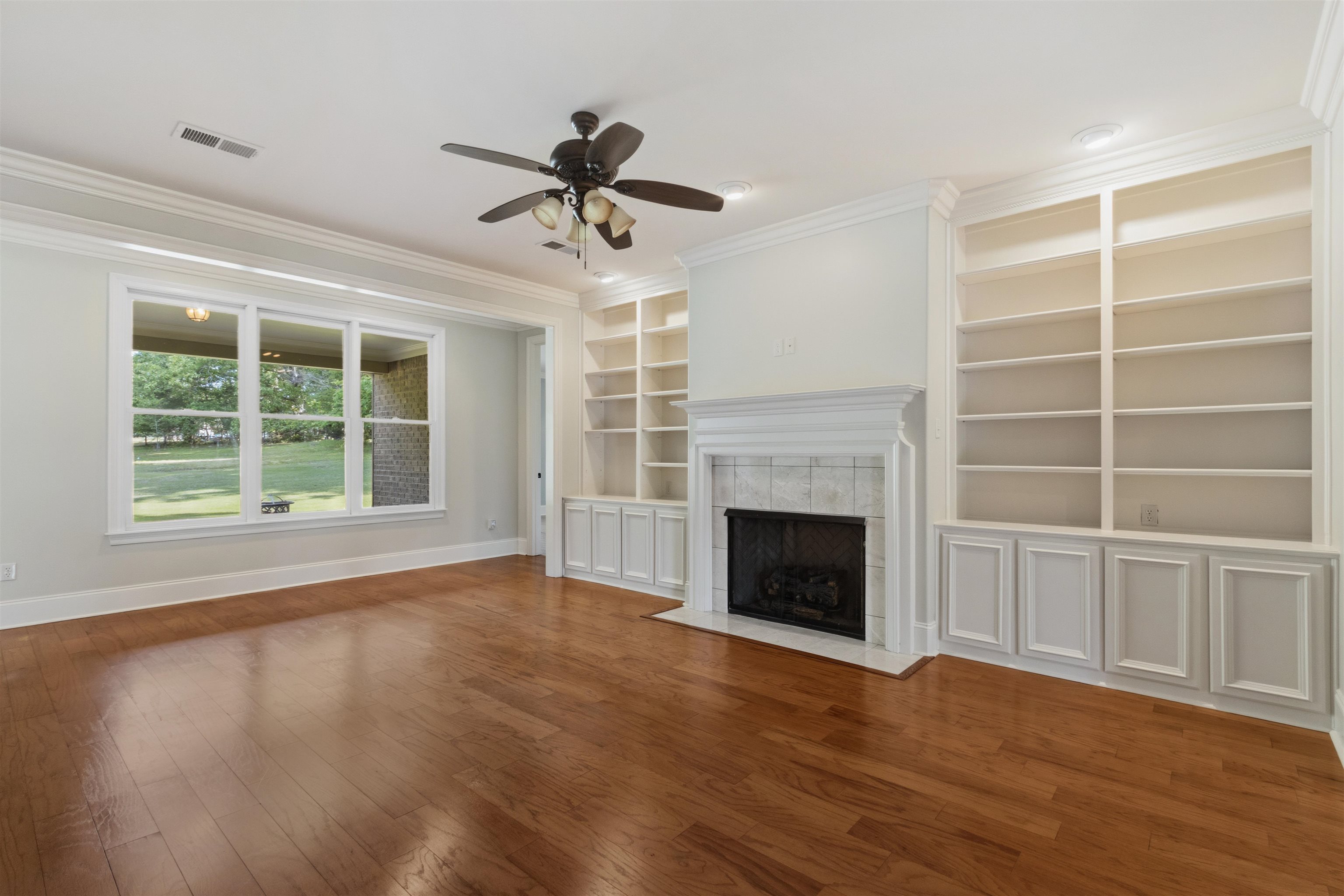10510 Bentbrooke Dr Property Photo 6