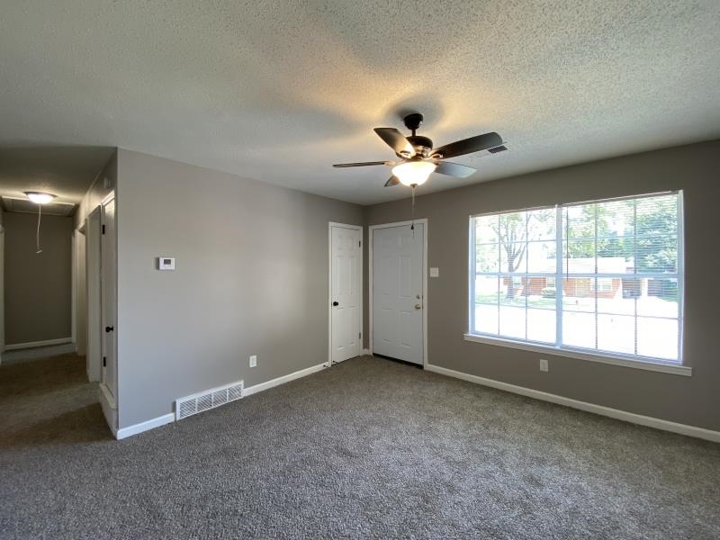 3399 Beech Grove Rd Property Photo 2