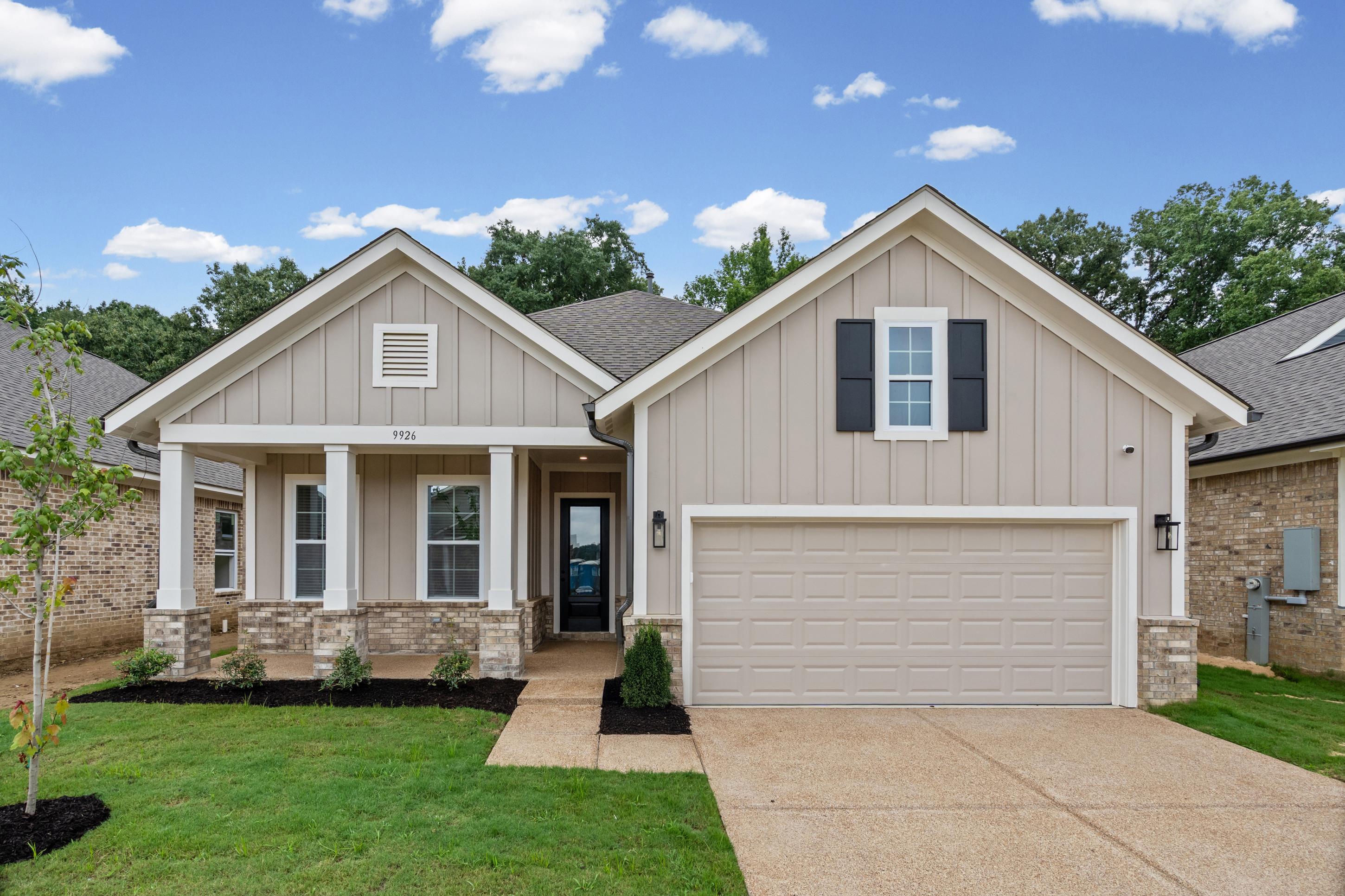 9926 DELPHINIUM DR N Property Photo 1