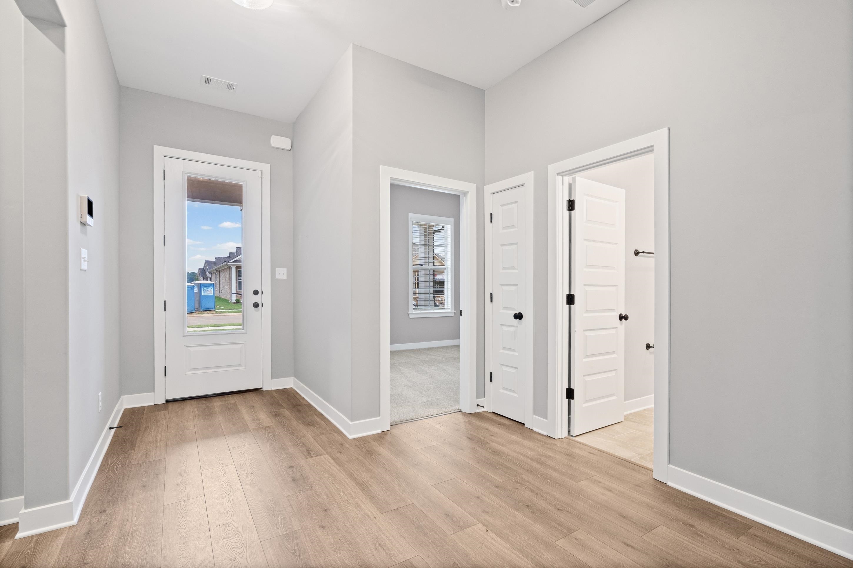 9926 Delphinium Dr N Property Photo 3