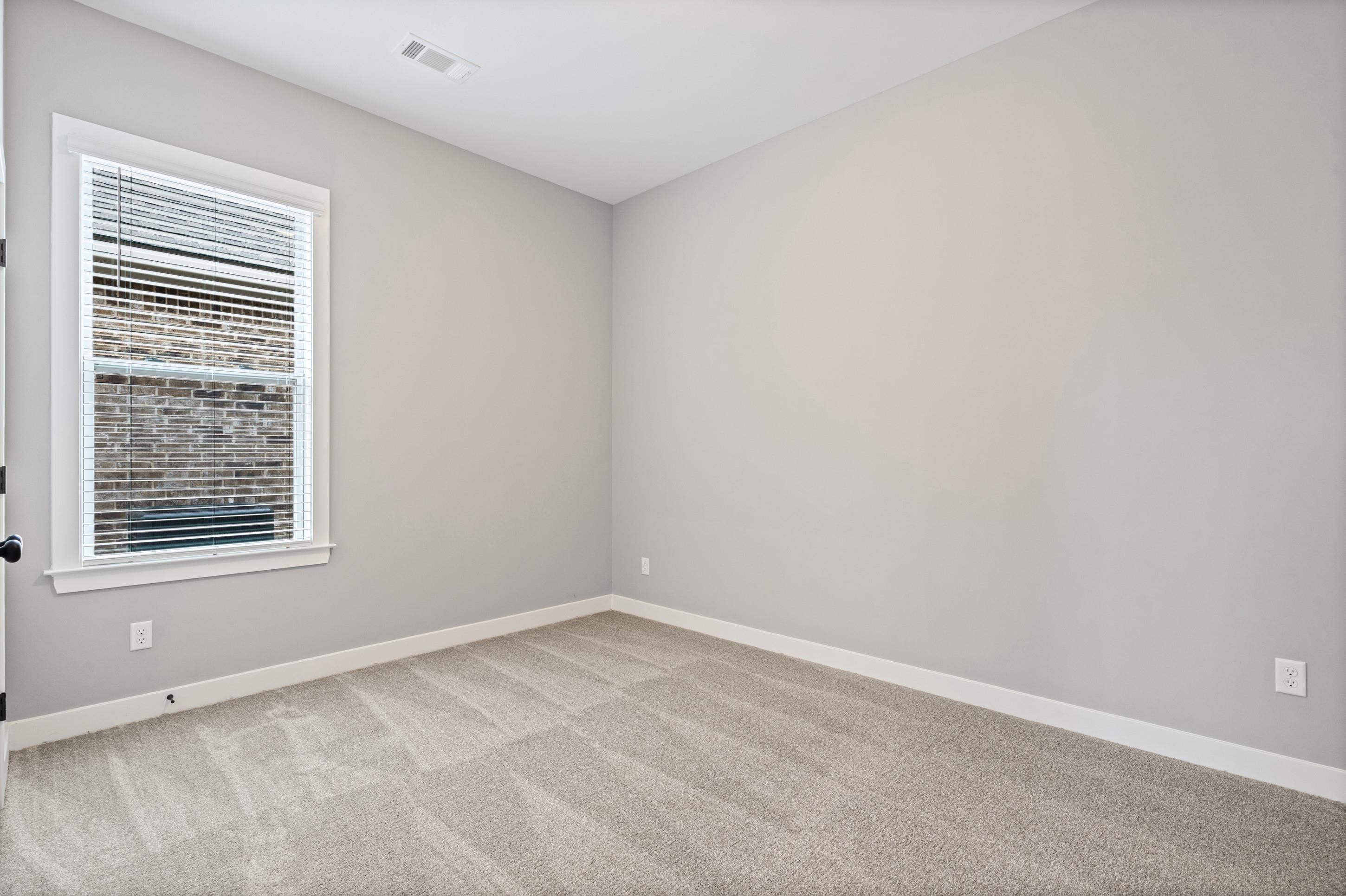 9926 Delphinium Dr N Property Photo 13