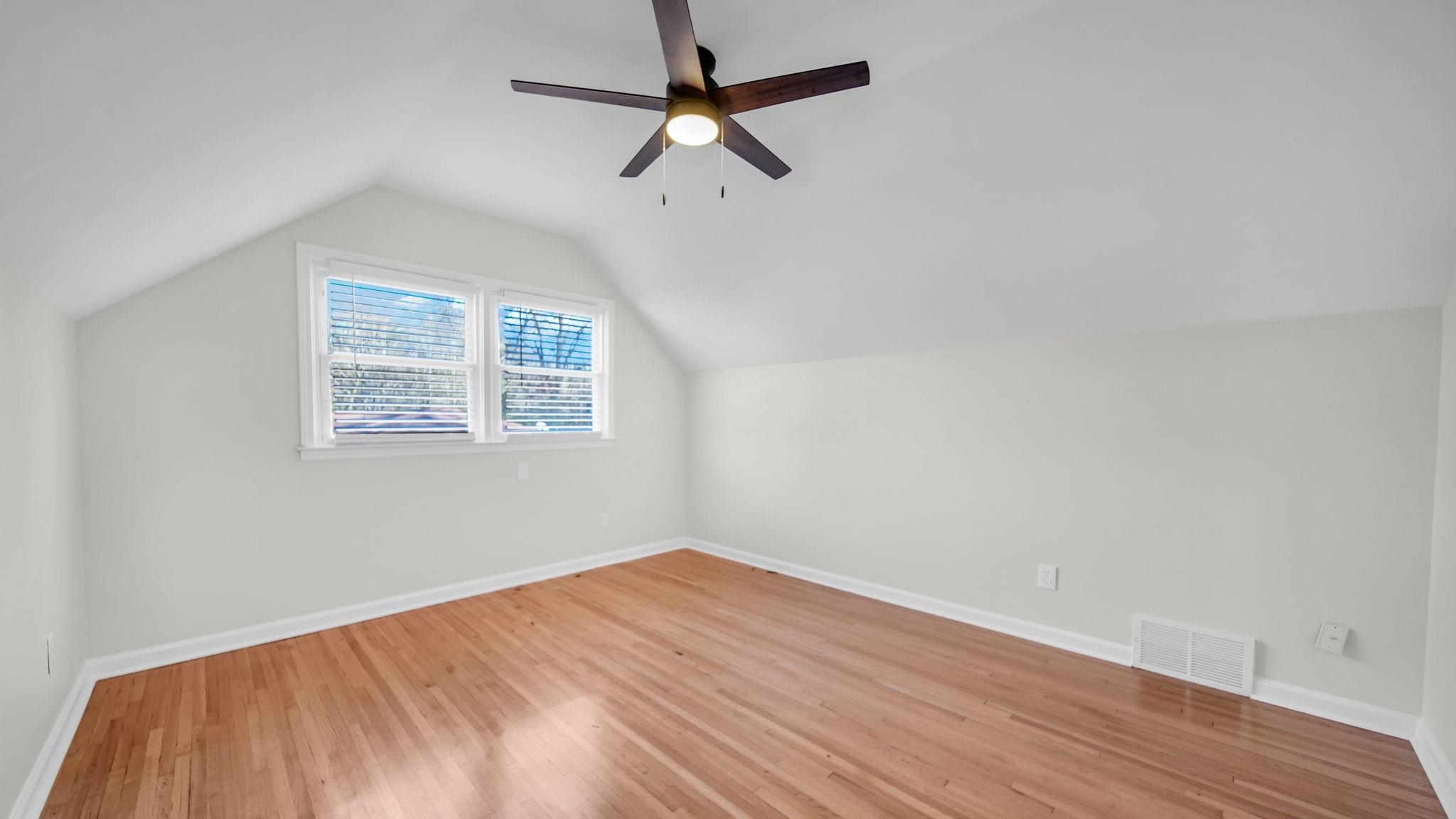 2800 Spring Hill Dr Property Photo 29