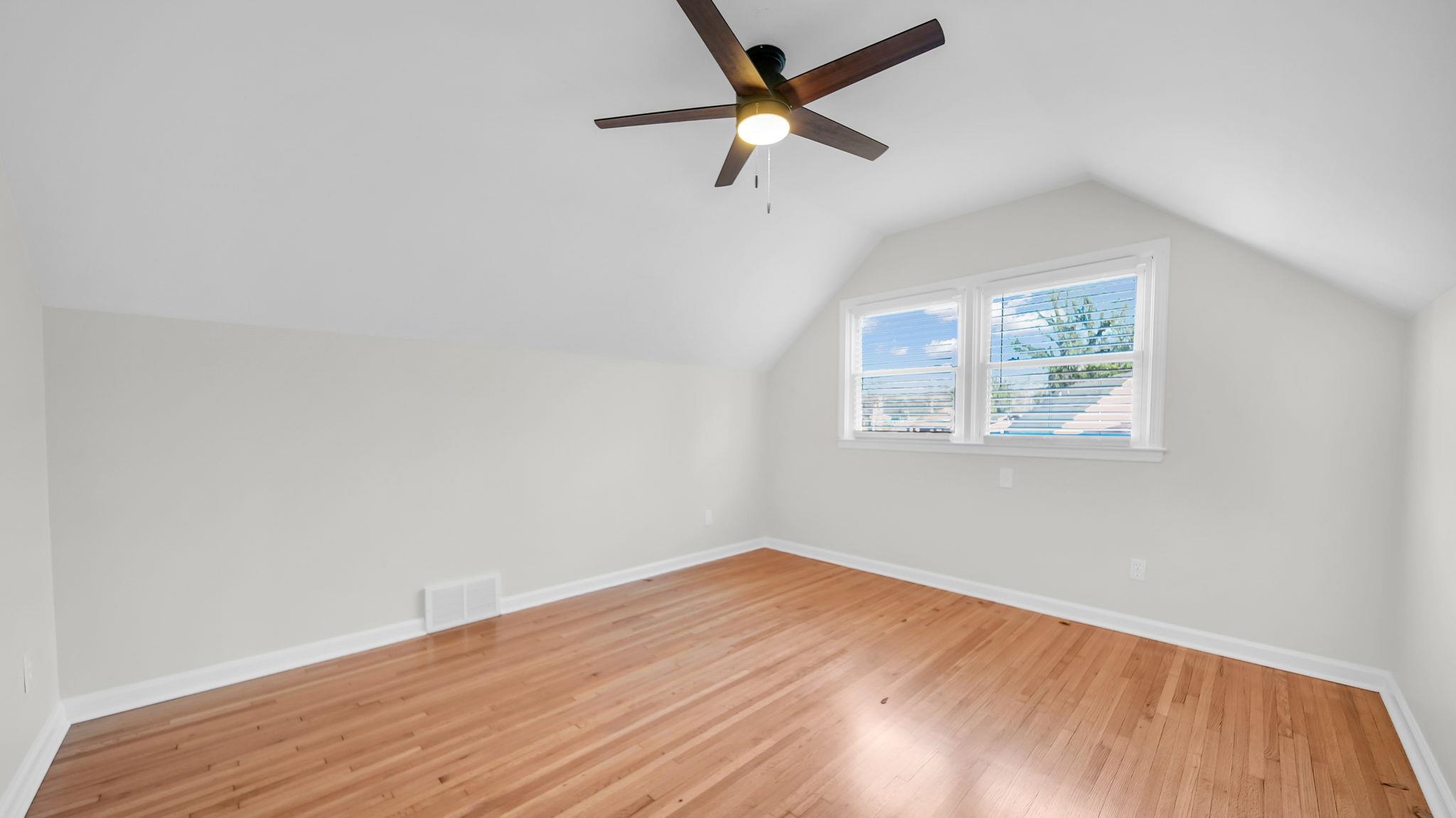 2800 Spring Hill Dr Property Photo 30