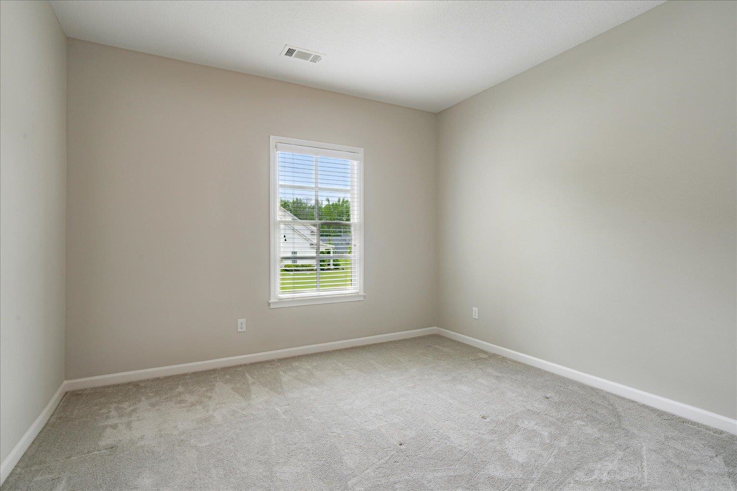680 Magnolia Ln Property Photo 32