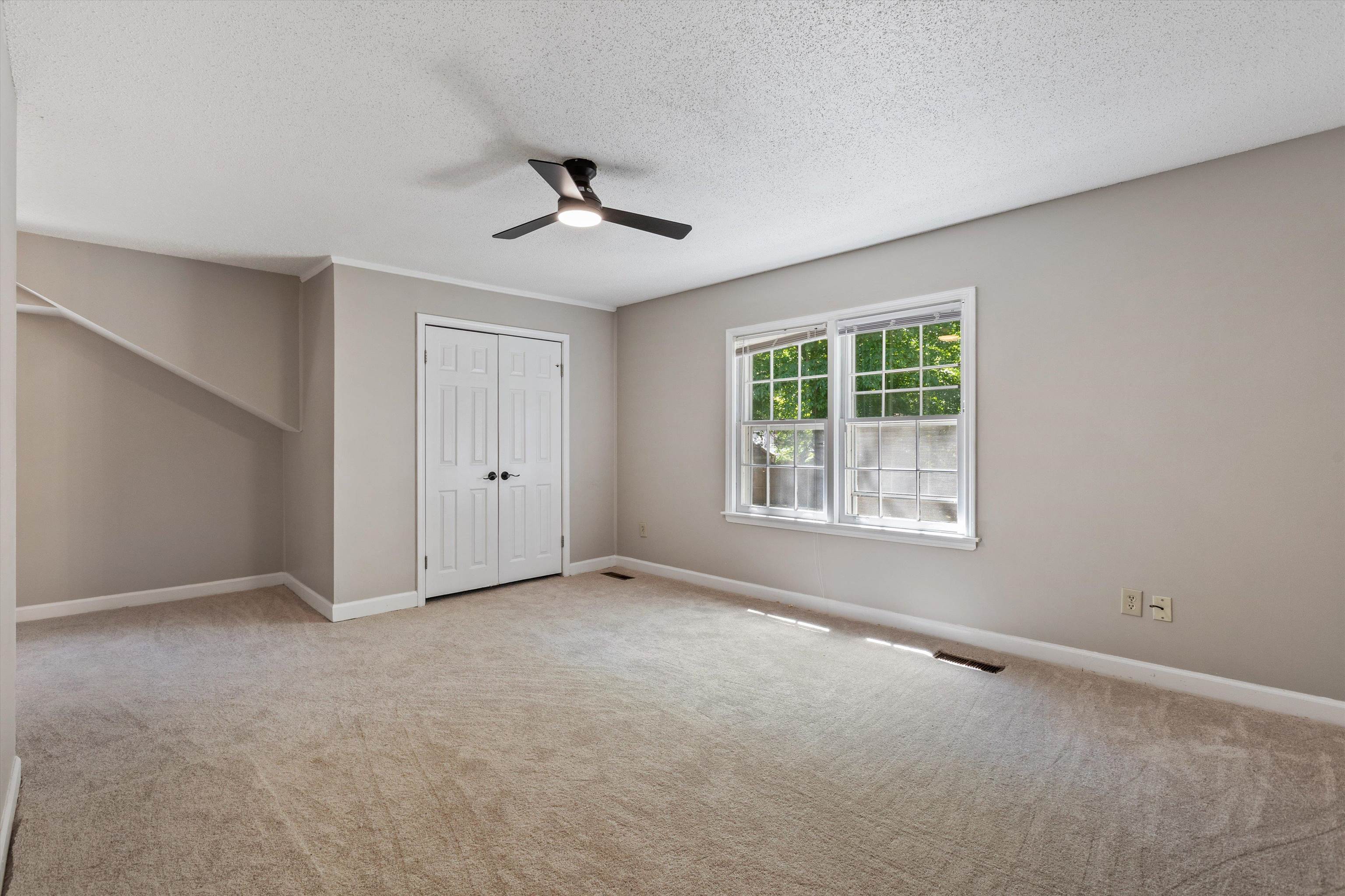 2149 Rolling Valley Dr Property Photo 32
