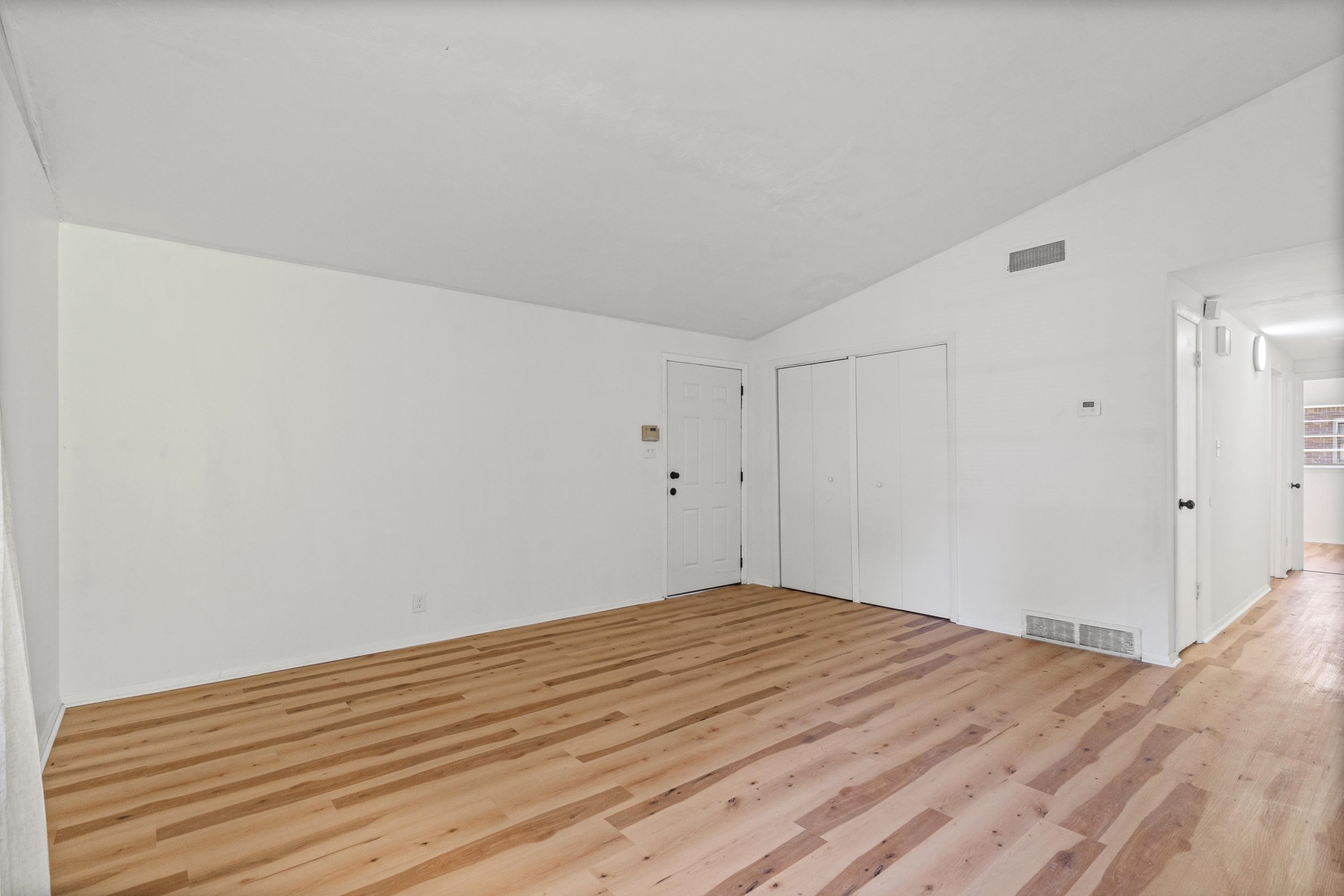 3083 Arrendale St Property Photo 5