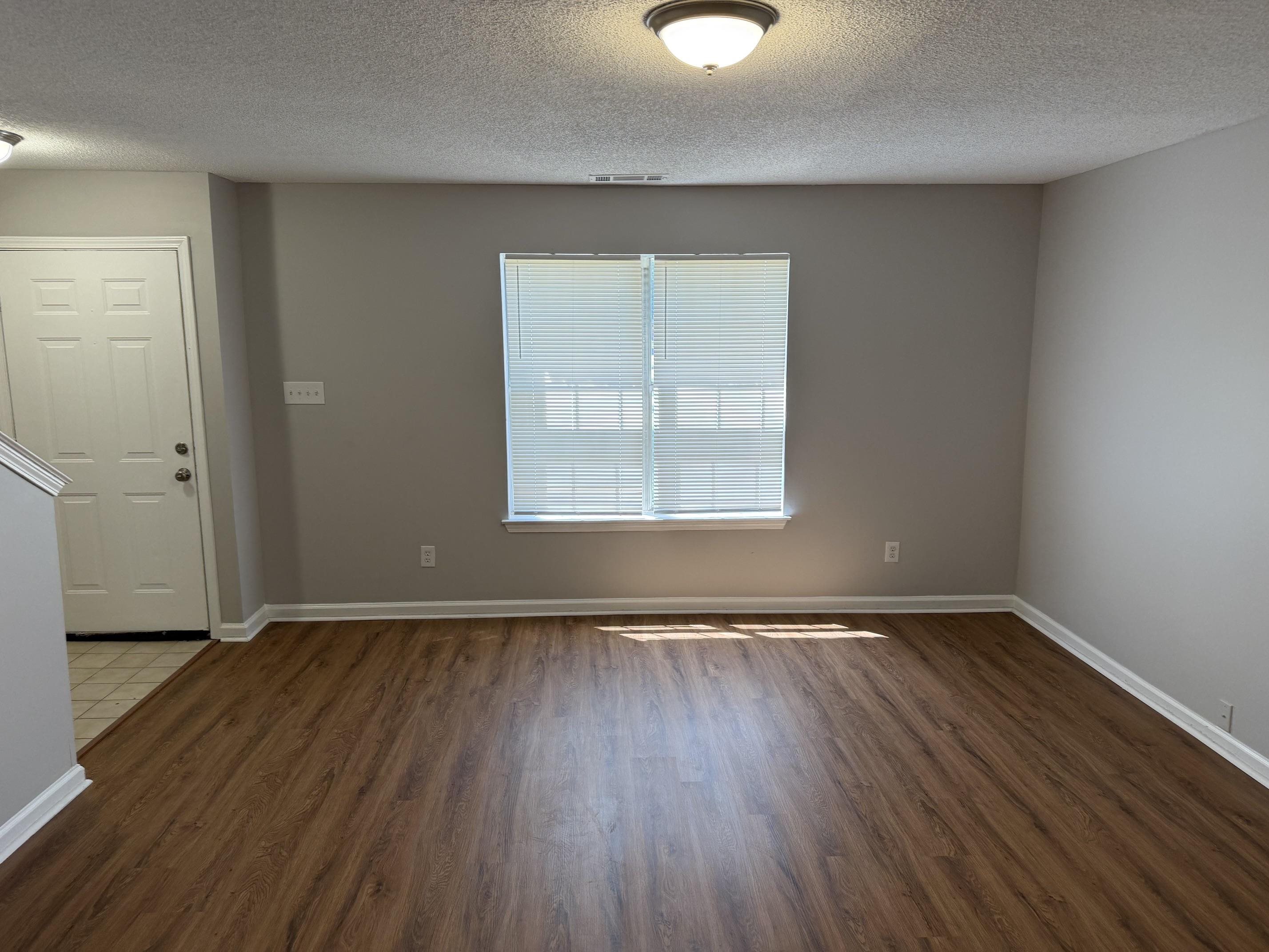 1841 W Black Bear Cir Property Photo 3