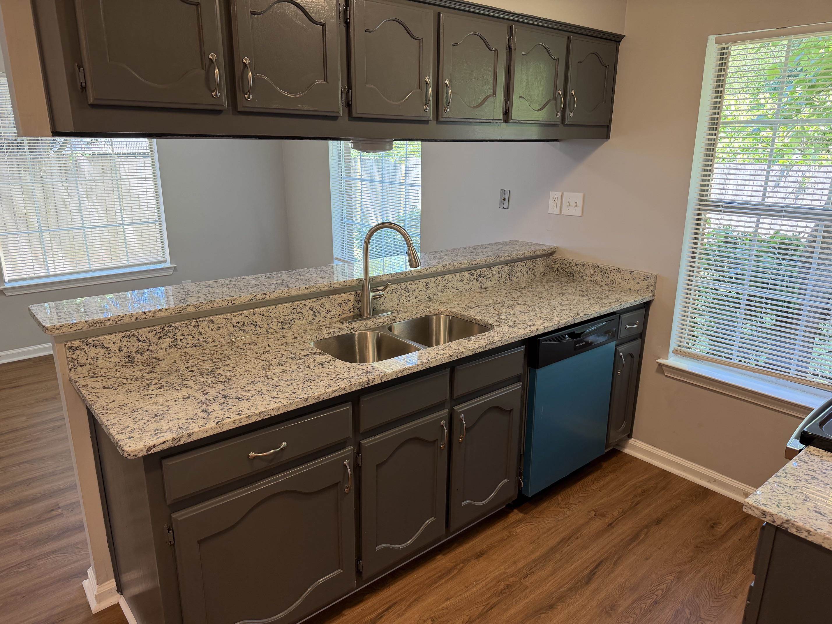 1841 W Black Bear Cir Property Photo 5