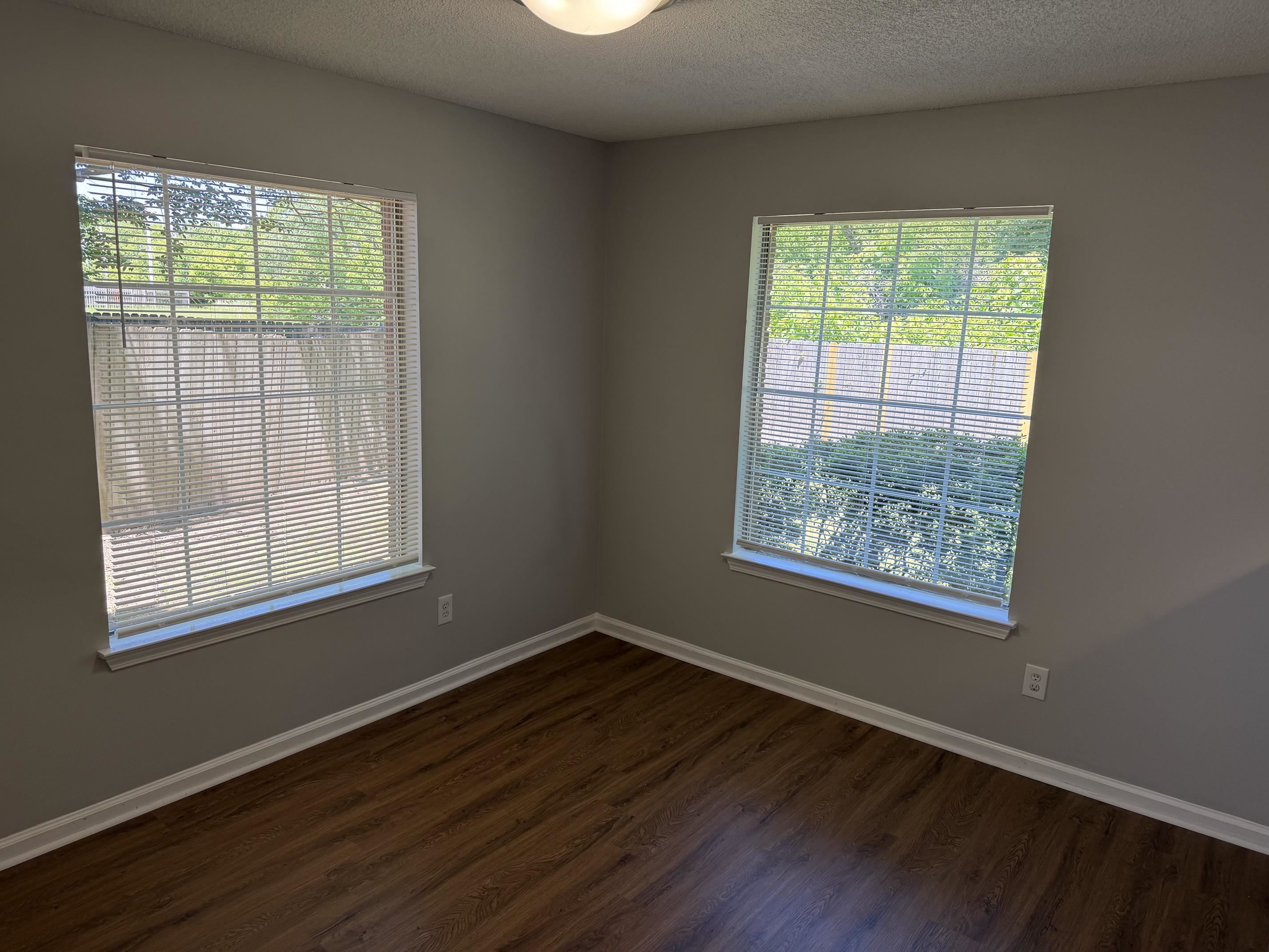1841 W Black Bear Cir Property Photo 6