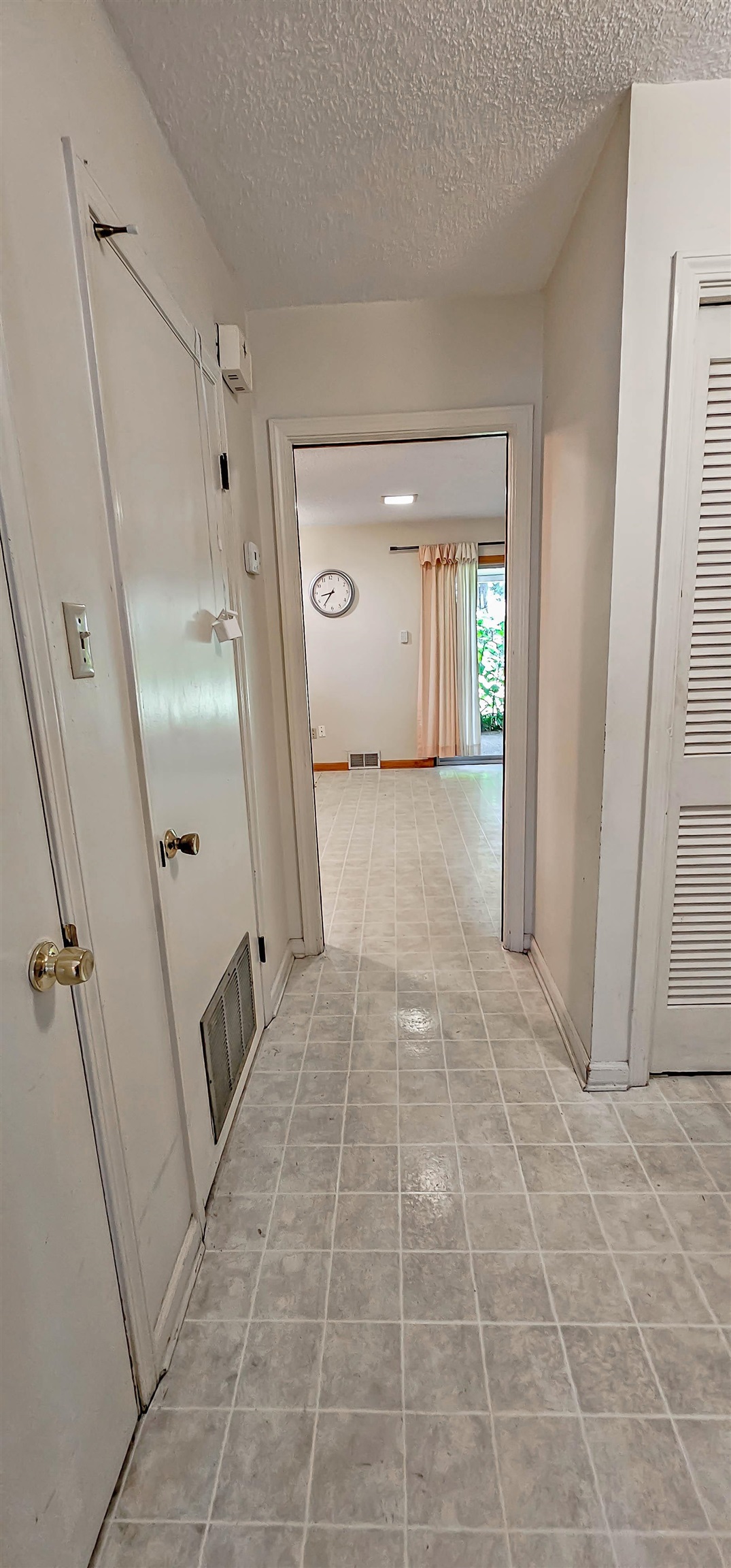 1794 Glenview Ave Property Photo 13