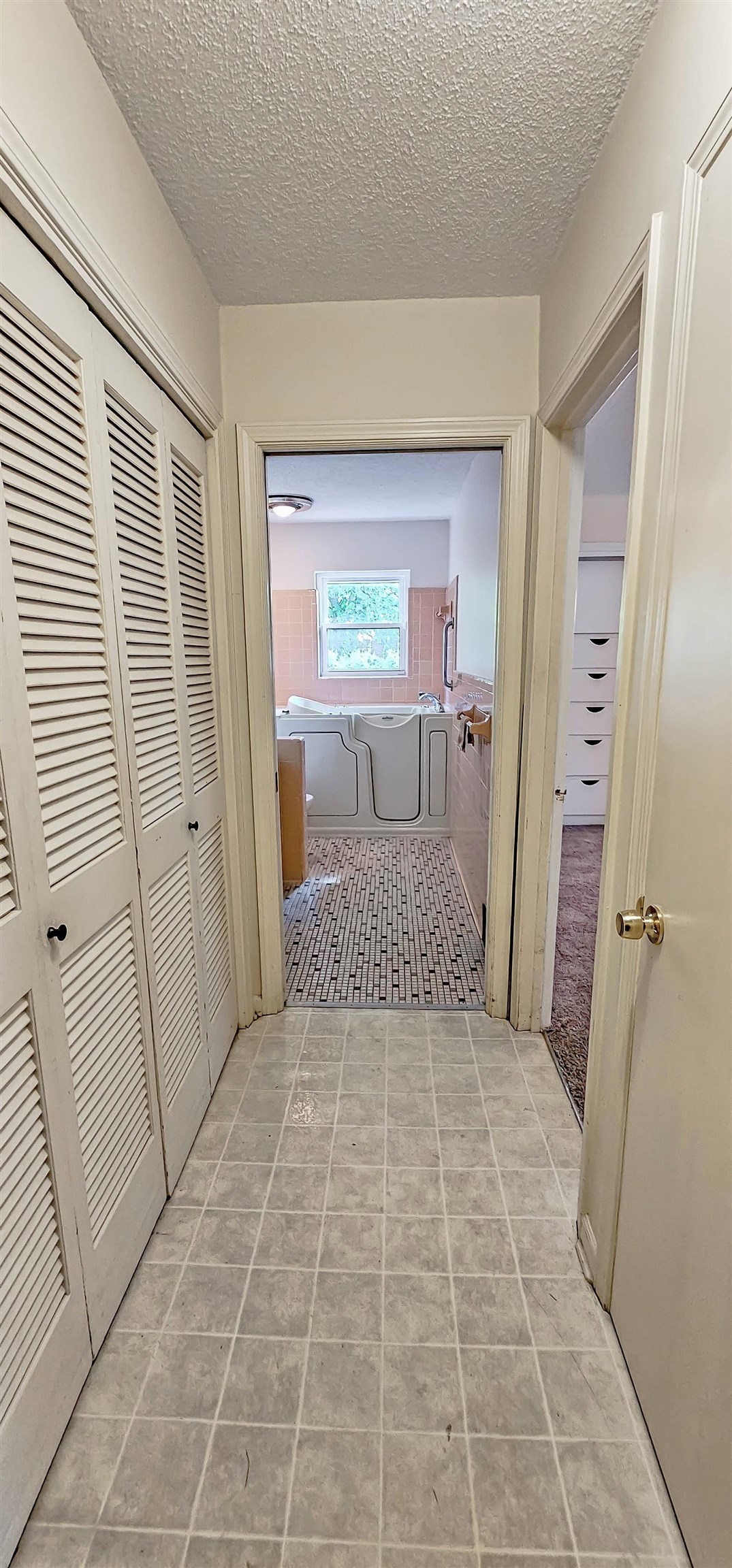 1794 Glenview Ave Property Photo 14
