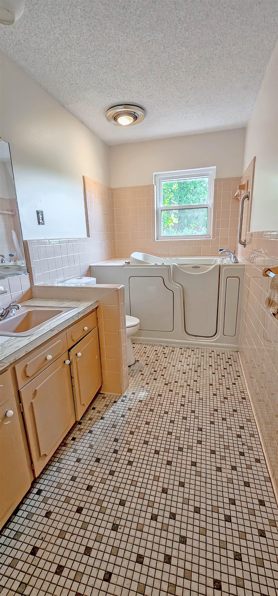 1794 Glenview Ave Property Photo 17