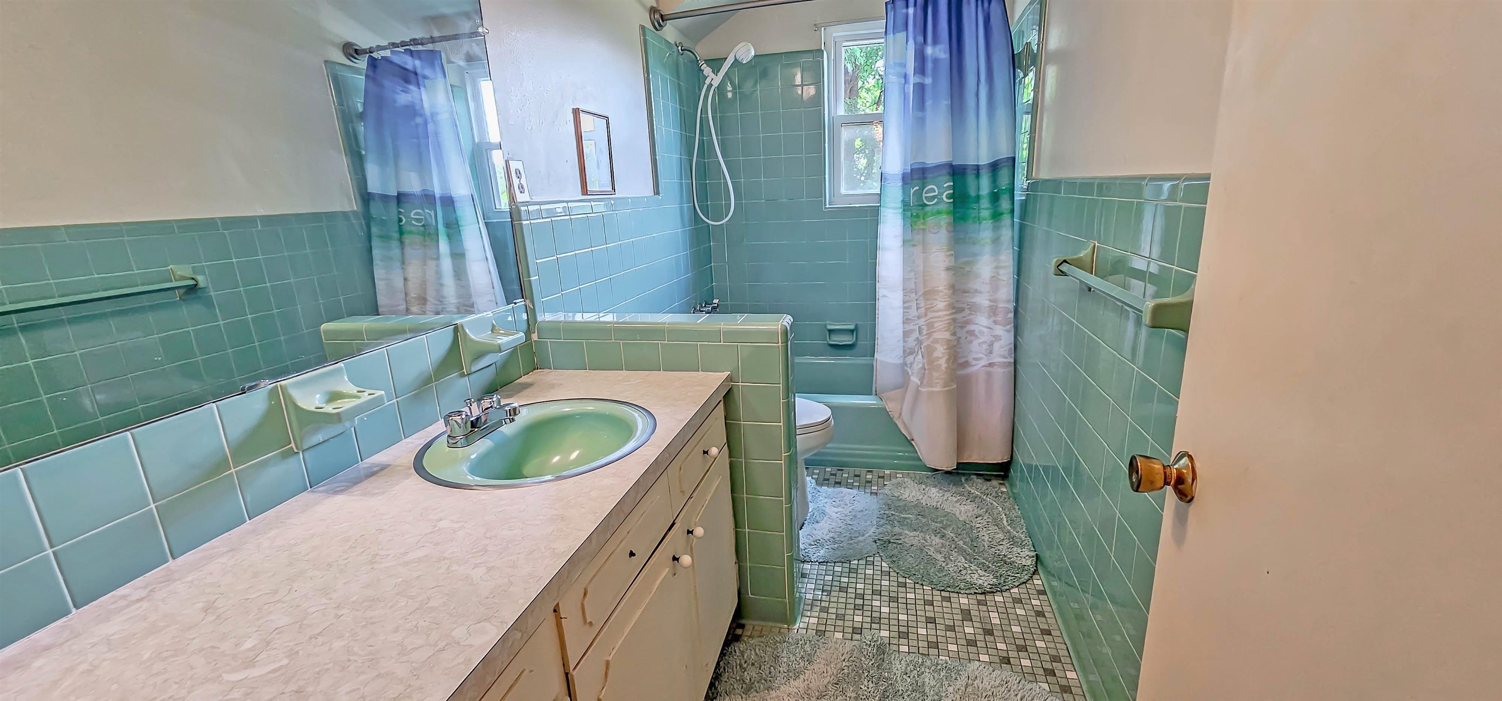 1794 Glenview Ave Property Photo 22