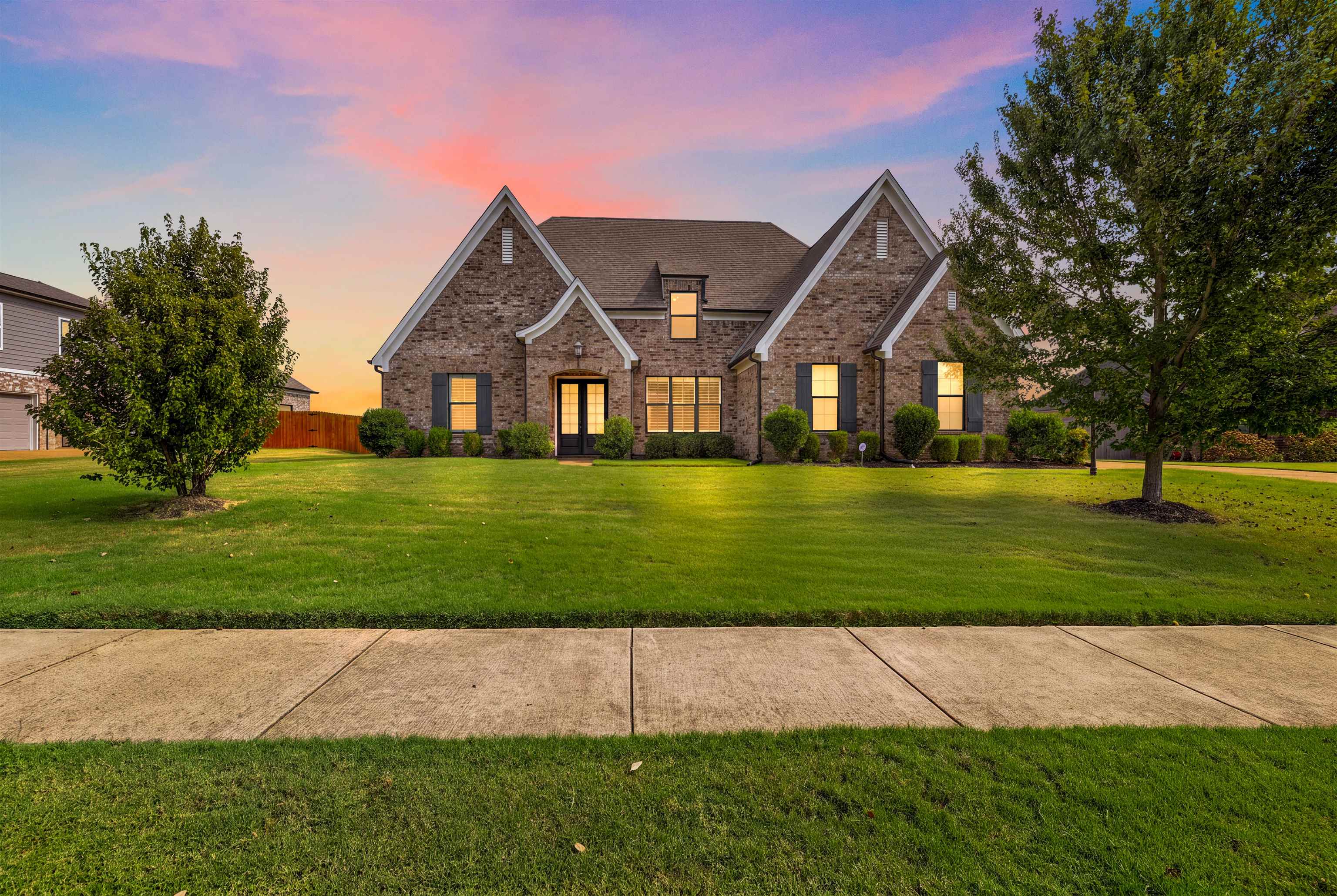 6320 CHIPPEWA DR