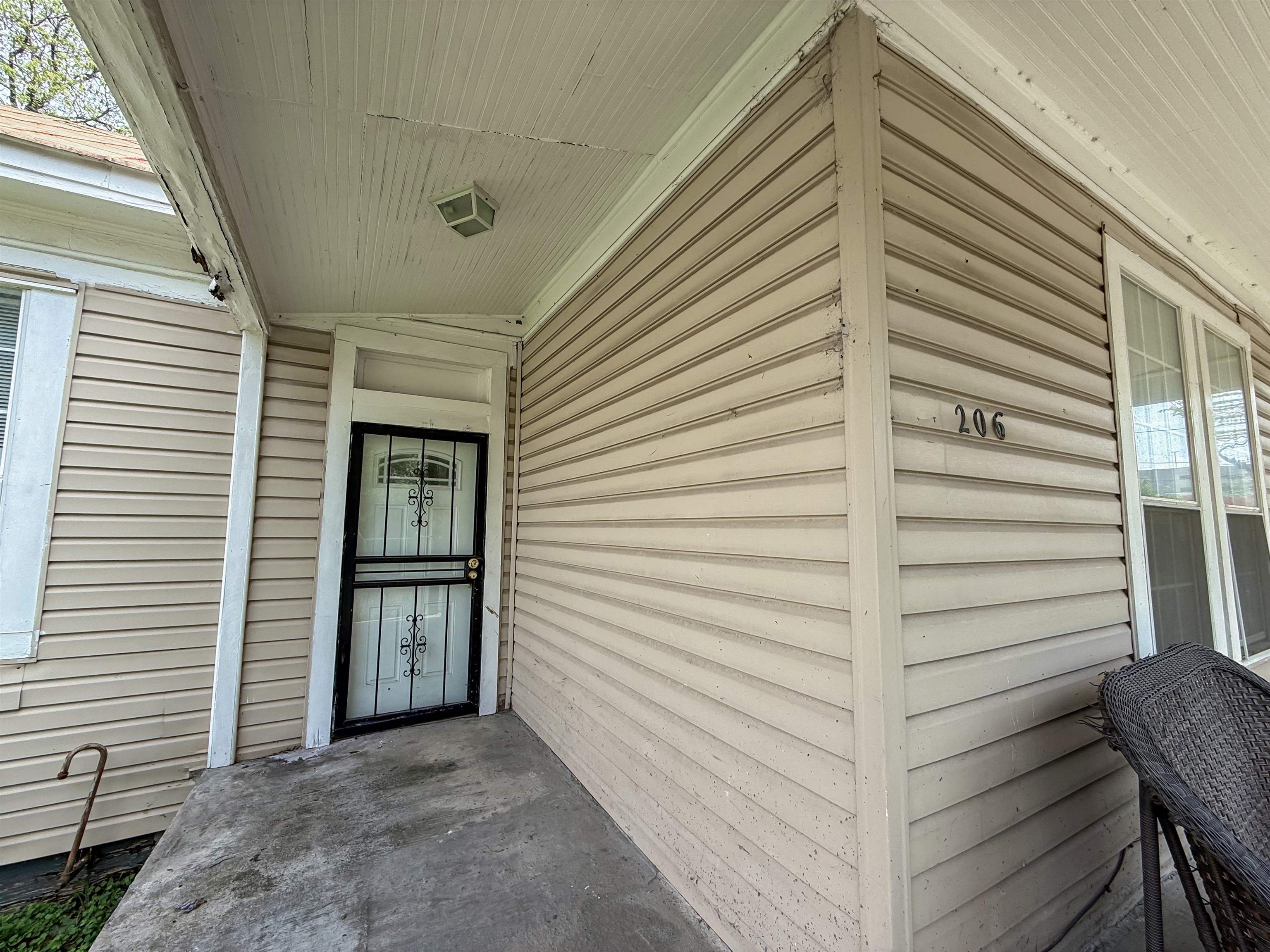 206 Leath St Property Photo 3