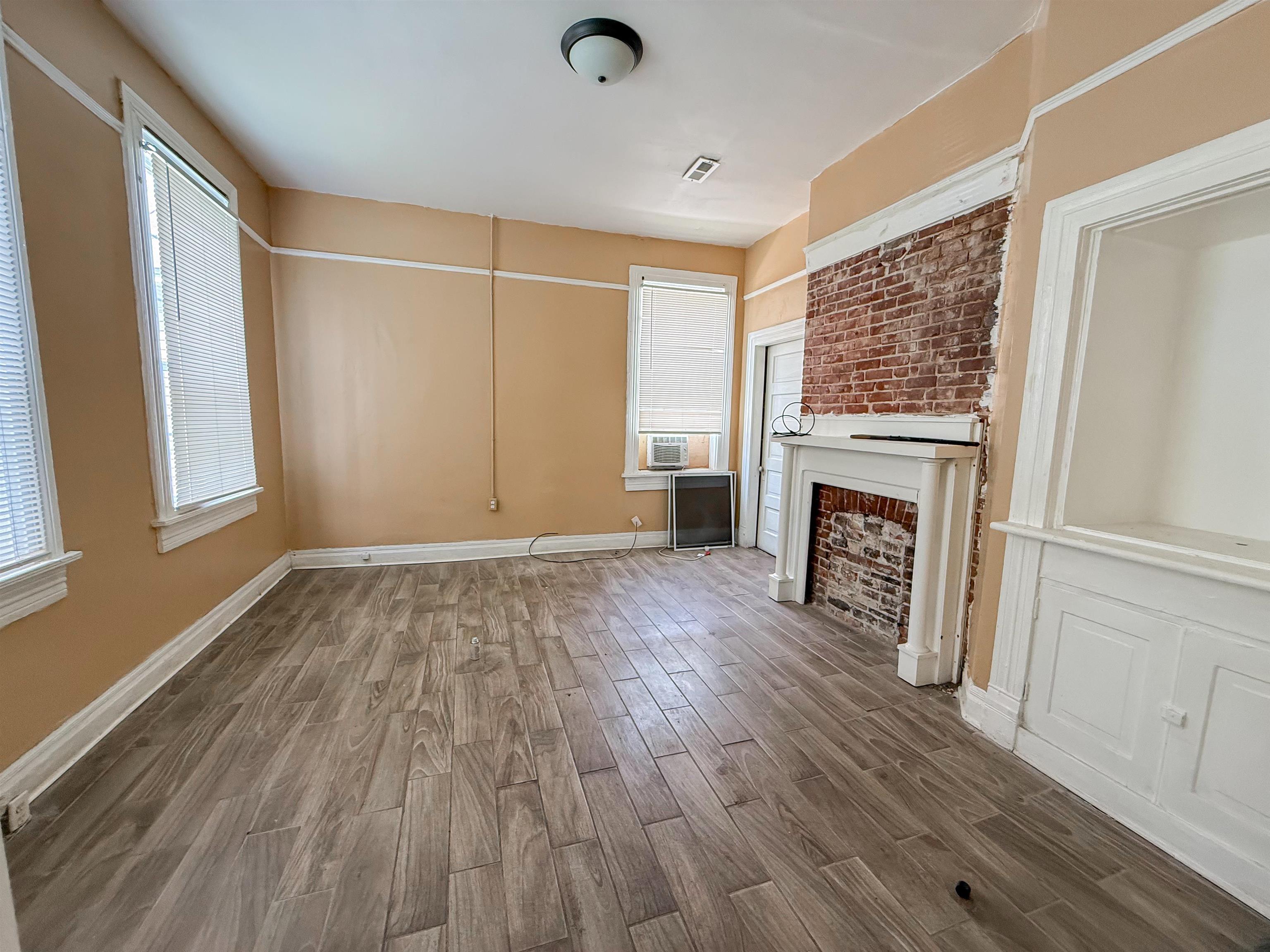 206 Leath St Property Photo 9