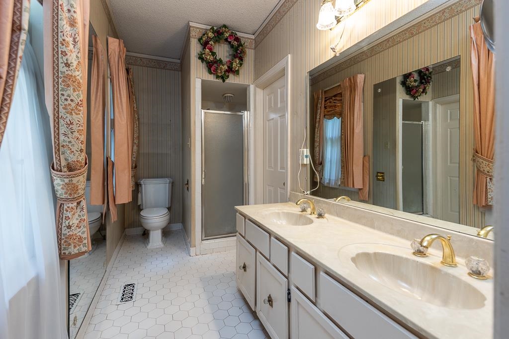 8643 Poplar Pike Property Photo 16