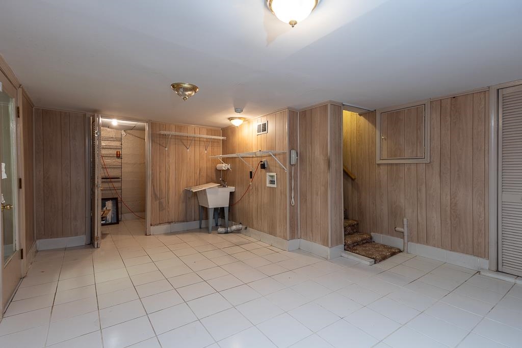 8643 Poplar Pike Property Photo 24