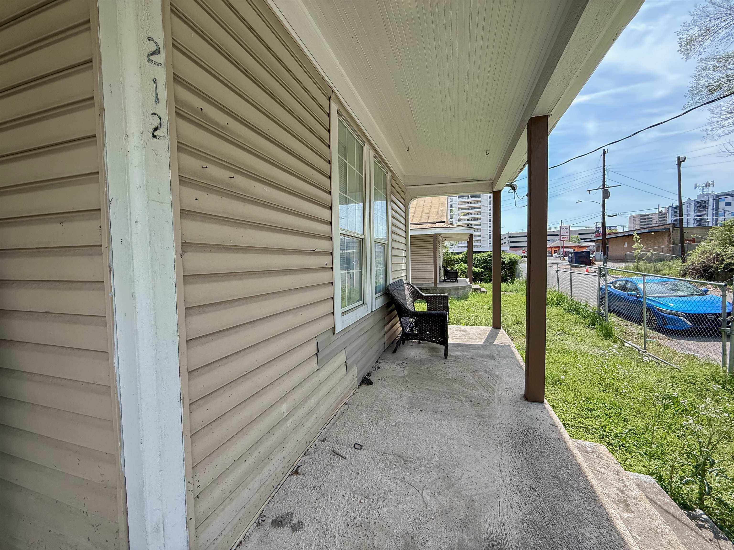 212 Leath St Property Photo 16