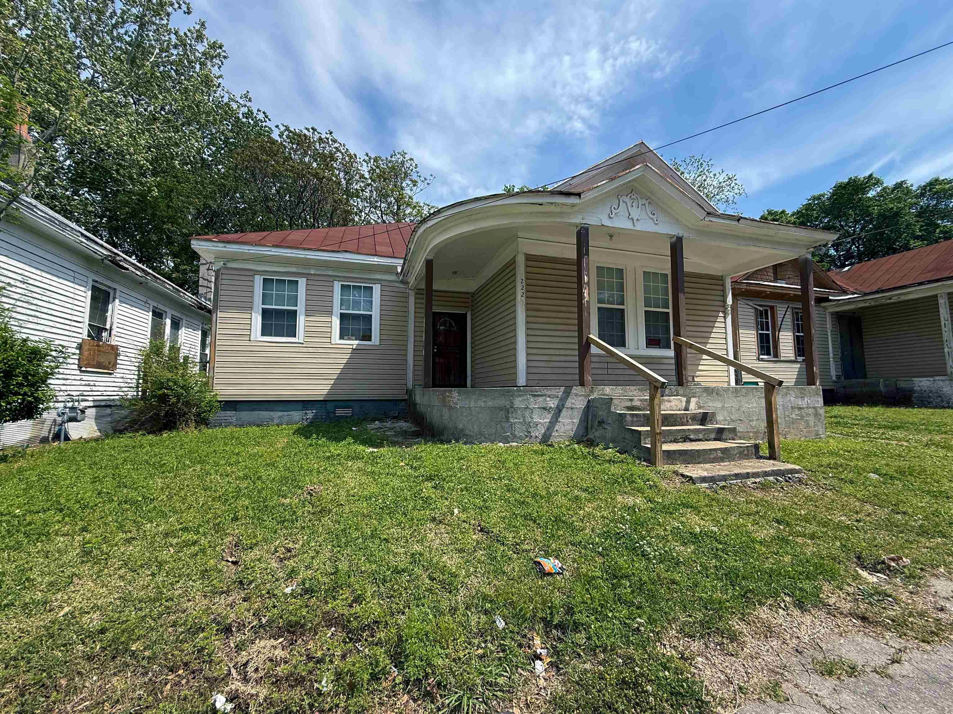 222 LEATH ST Property Photo 1